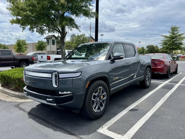 Rivian R1T R1S R1T Launch Edition - El Cap, Black Mountain, standard 20" wheels, offroad, spare, ceramic coated 6E9907FC-8297-47D3-95D8-91A79225C641