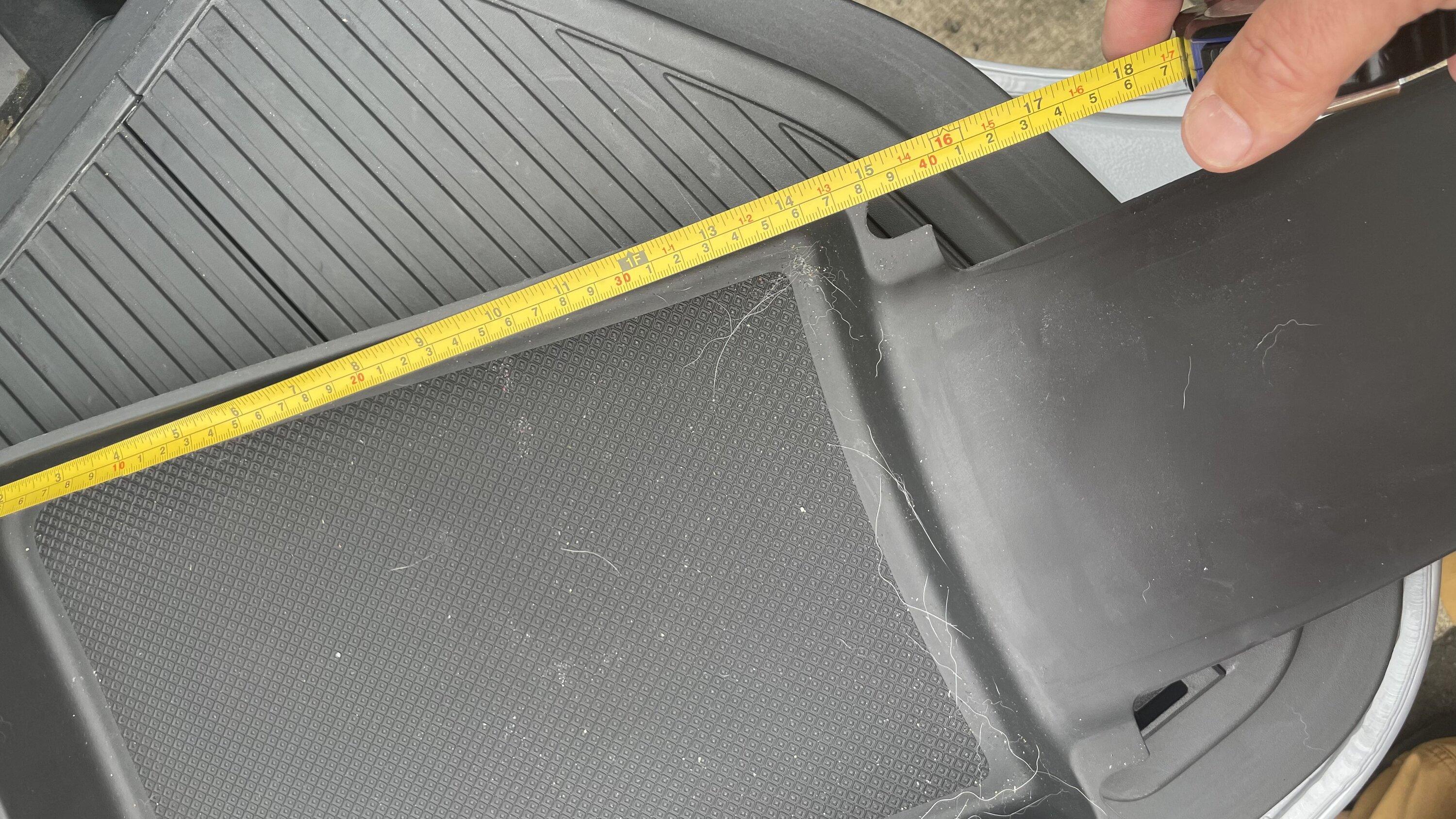 Rivian R1T R1S Dimensions of the floor tray for a cooler? 0DC5EEAC-A8B1-4F7A-97B1-DE2AAEEECF61