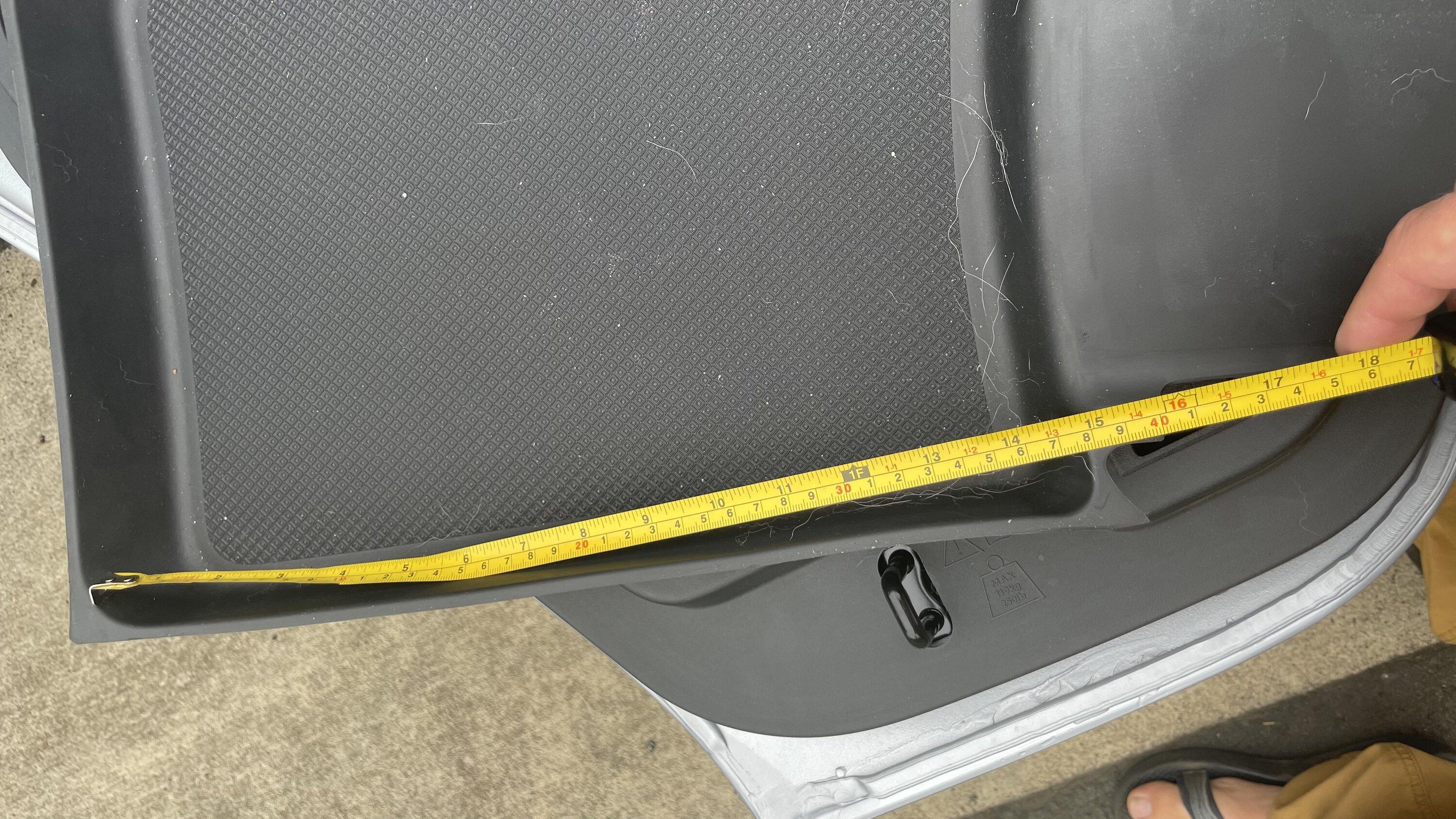 Rivian R1T R1S Dimensions of the floor tray for a cooler? 6F87F4F2-E343-4E20-8494-5305C4509AEB