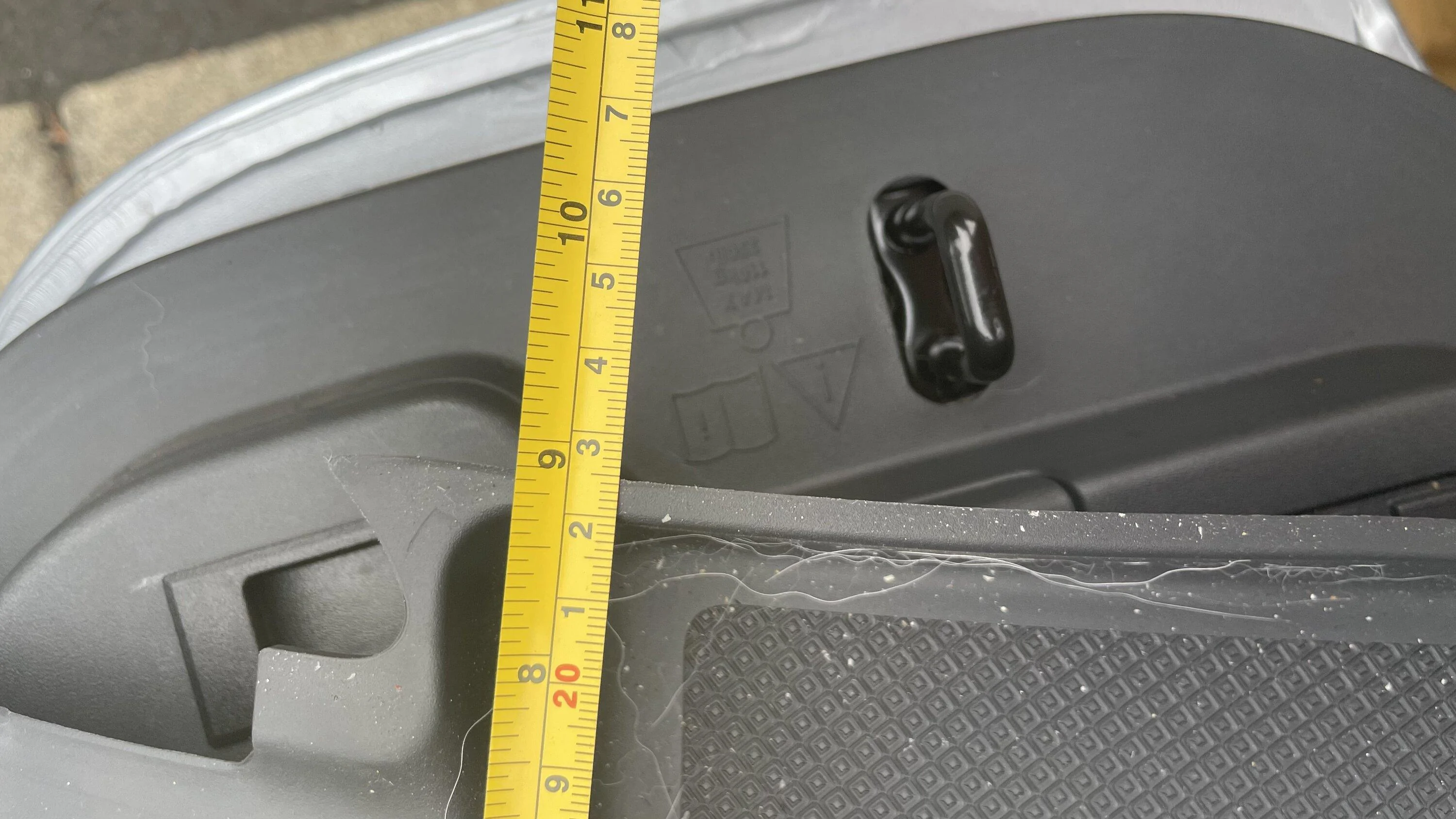 Rivian R1T R1S Dimensions of the floor tray for a cooler? F6419378-E3CF-4354-B035-4BB70E89EB41