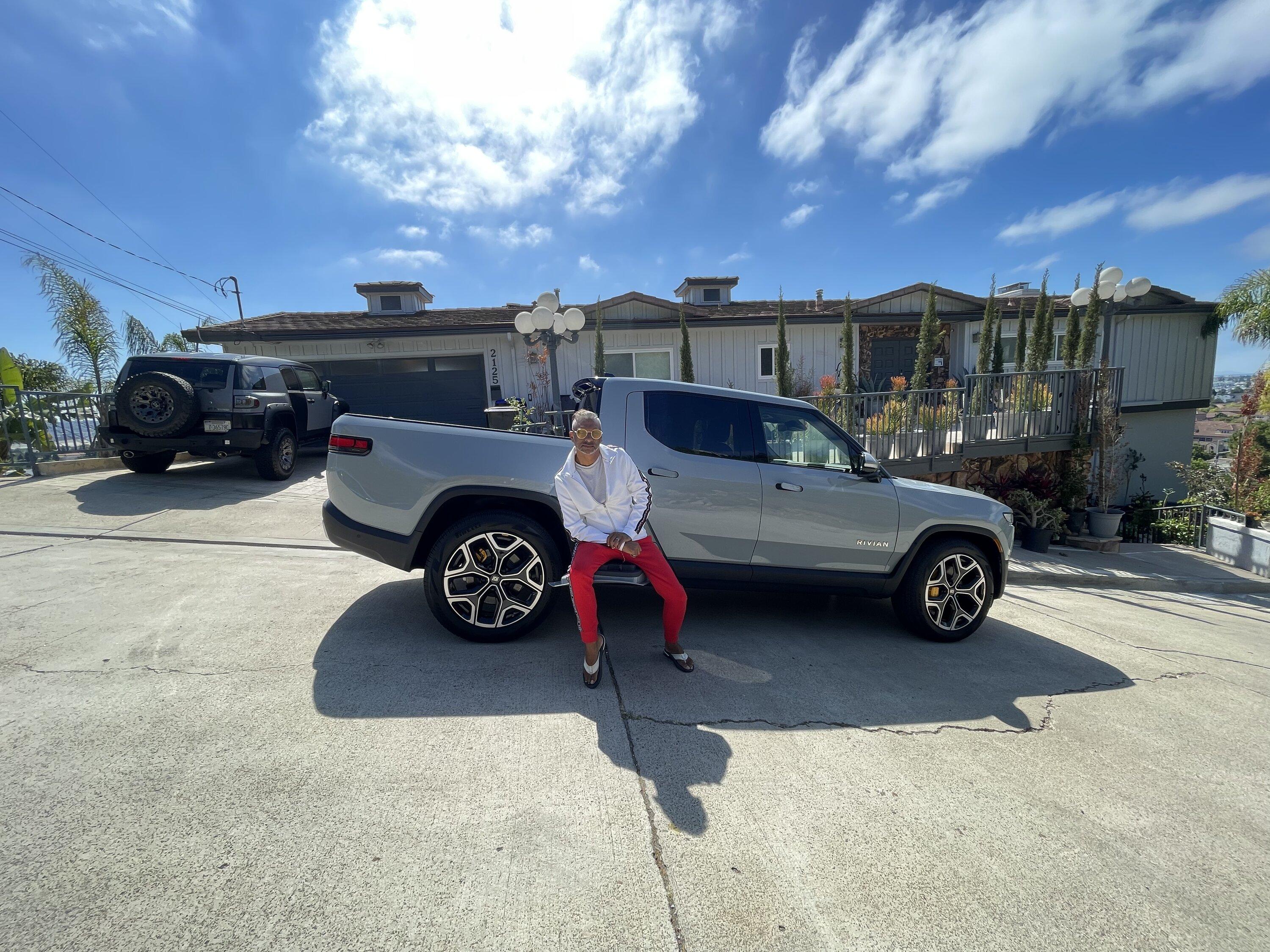 Rivian R1T R1S Extremely Picky Owner Reviews R1T @ 699 Miles f7c52947-9f5f-4b8d-bfb2-60140b14f6c2-jpe