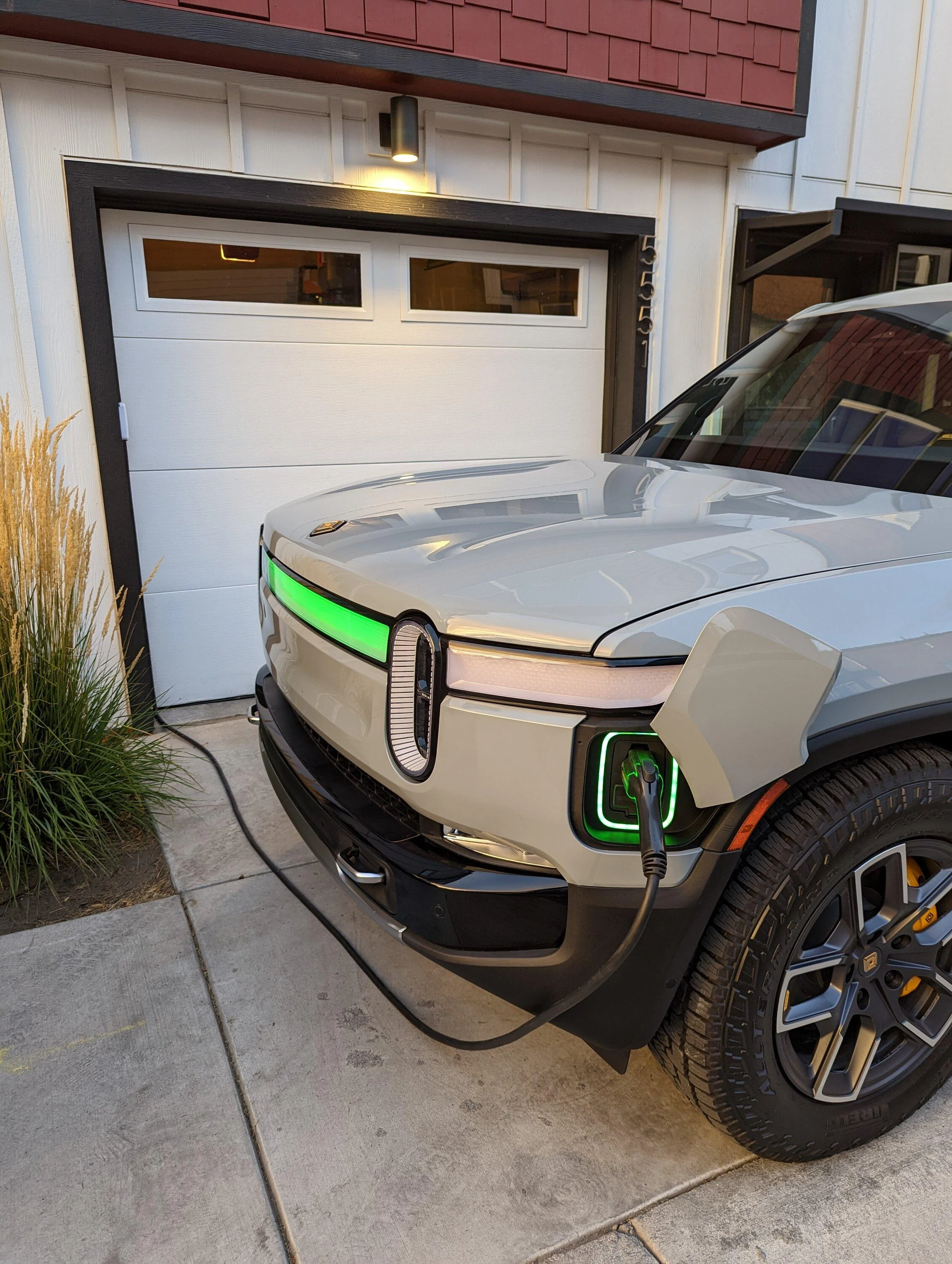 Rivian R1T R1S Show off your Level 2 Home Charger installs here PXL_20220903_012454491