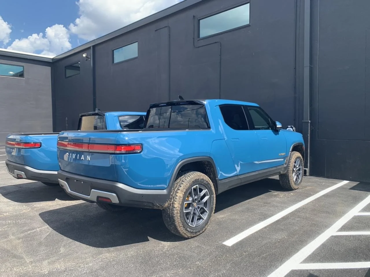 Rivian R1T R1S Texas Roll Call 1DD44280-B01B-4E71-AC83-BCC9FD0919E3