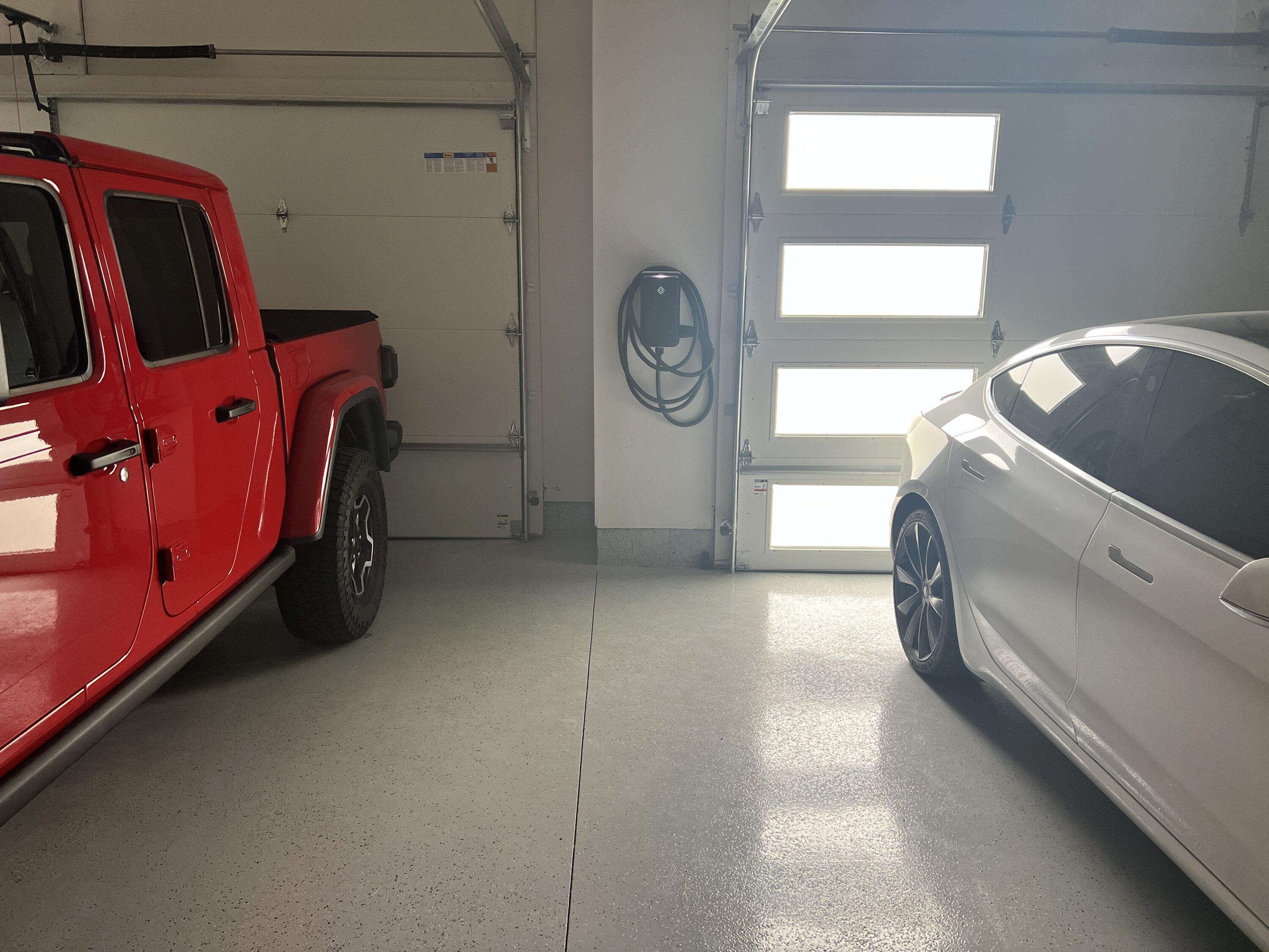 Rivian R1T R1S Show off your Level 2 Home Charger installs here 8611012A-D564-4B90-8065-057496D8BEC7
