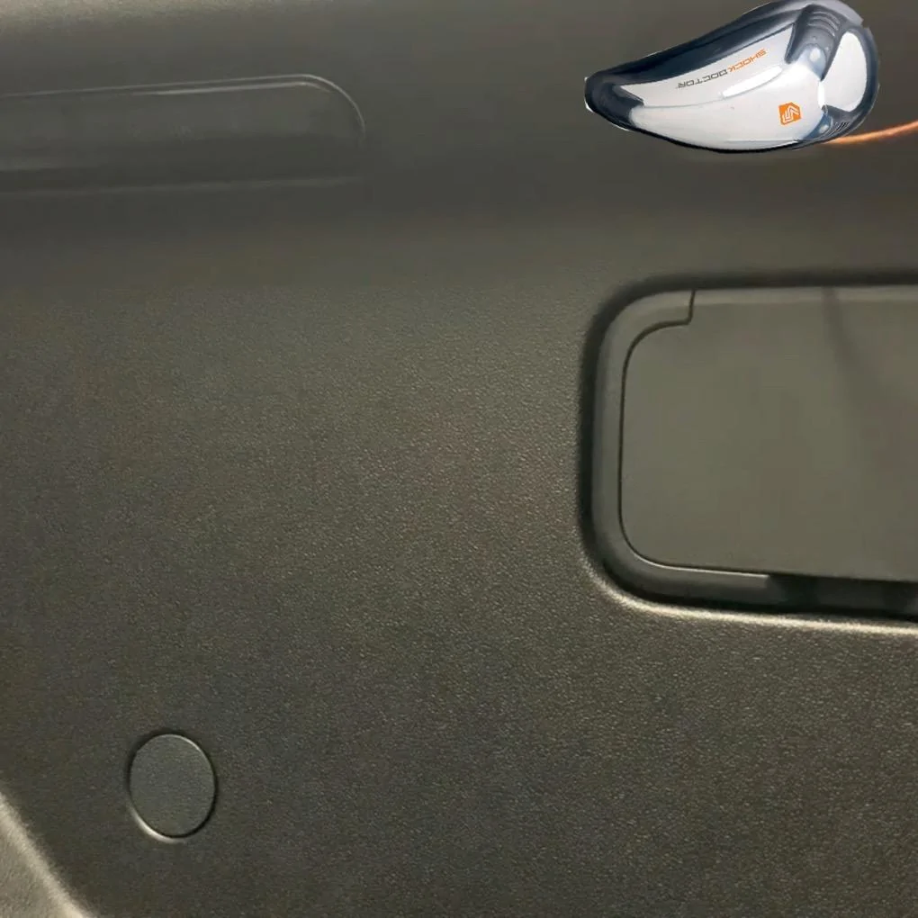 Rivian R1T R1S FYI: The tailgate can be opened by a stranger even if the vehicle is "locked" 34EC2280-91EC-491B-9BDC-09840B5E7FE4