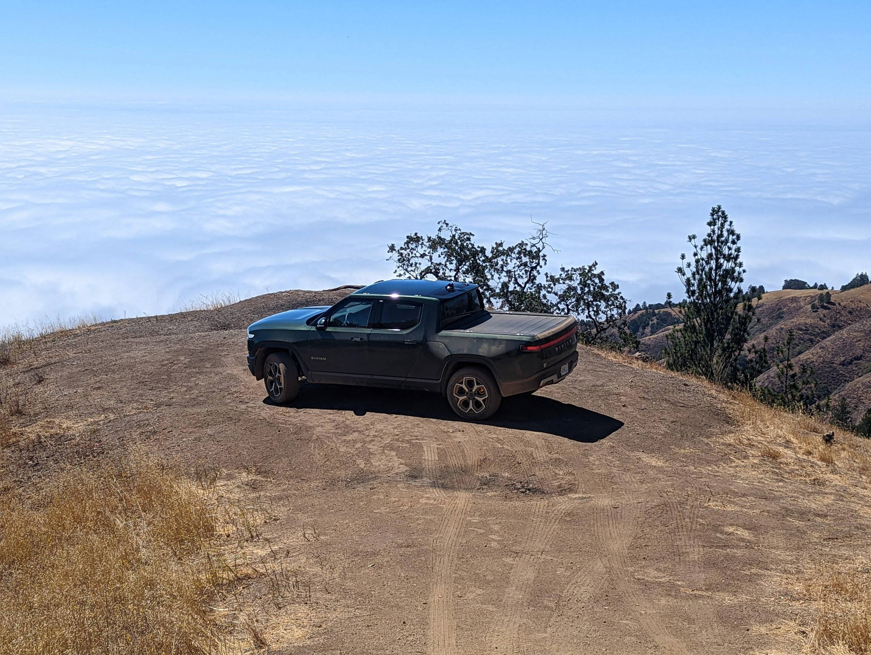 Rivian R1T R1S 2 trips in (w/ camping at Big Sur and Sonora Pass) -- impressions & photos PXL_20220820_213850595