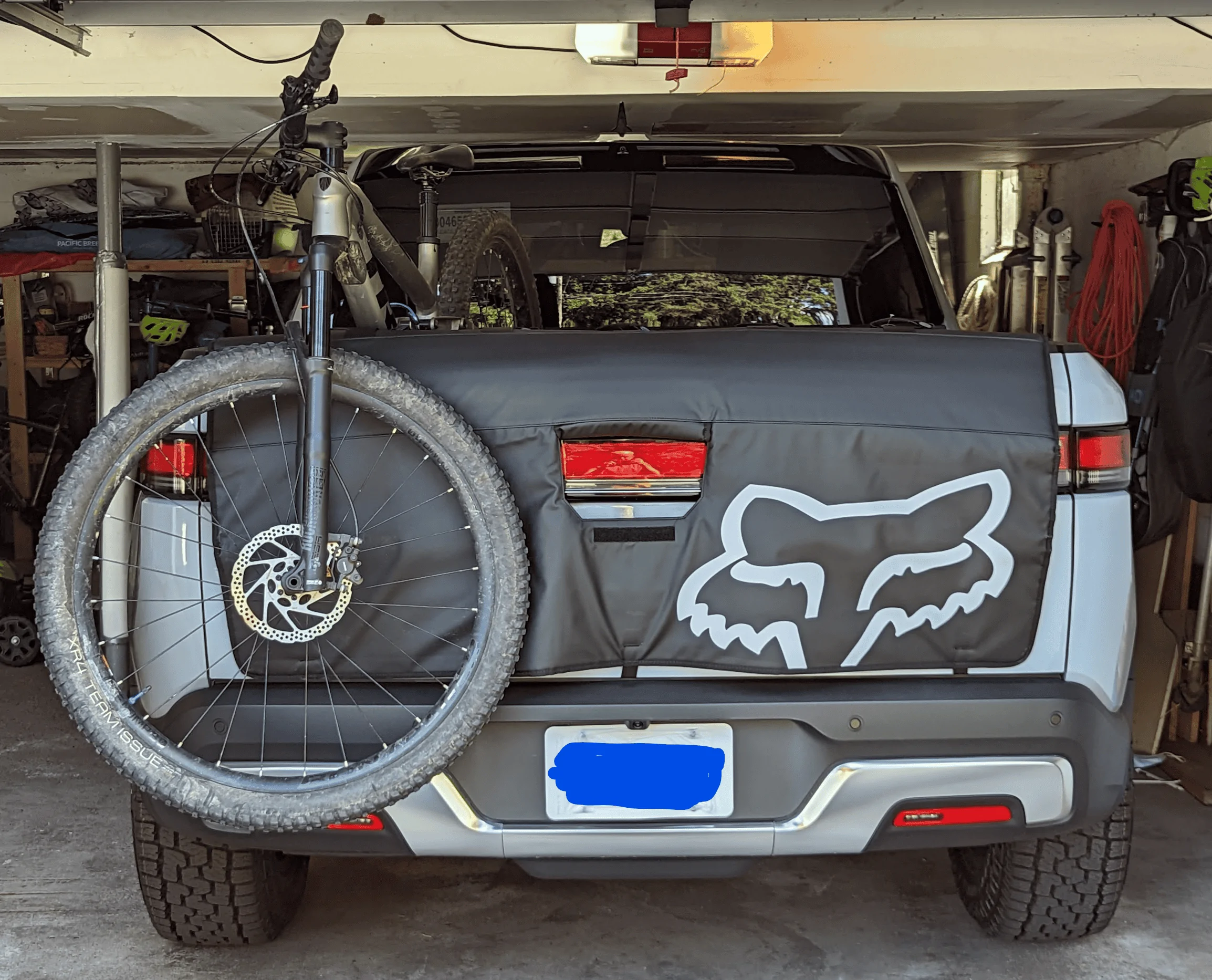Rivian R1T R1S R1T and Mountain Biking 1662376456332