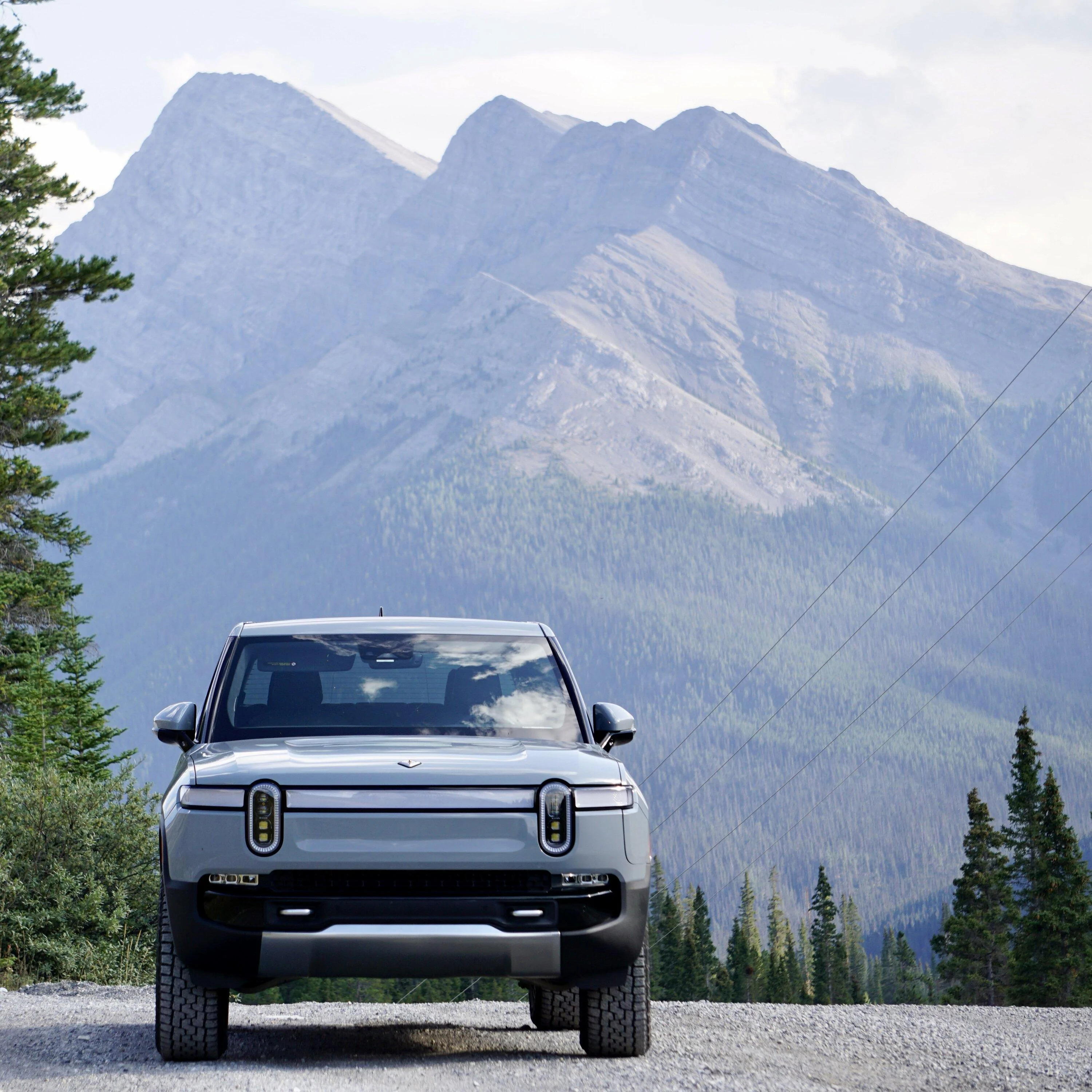 Rivian R1T R1S LIMESTONE R1T Photos DSC04730