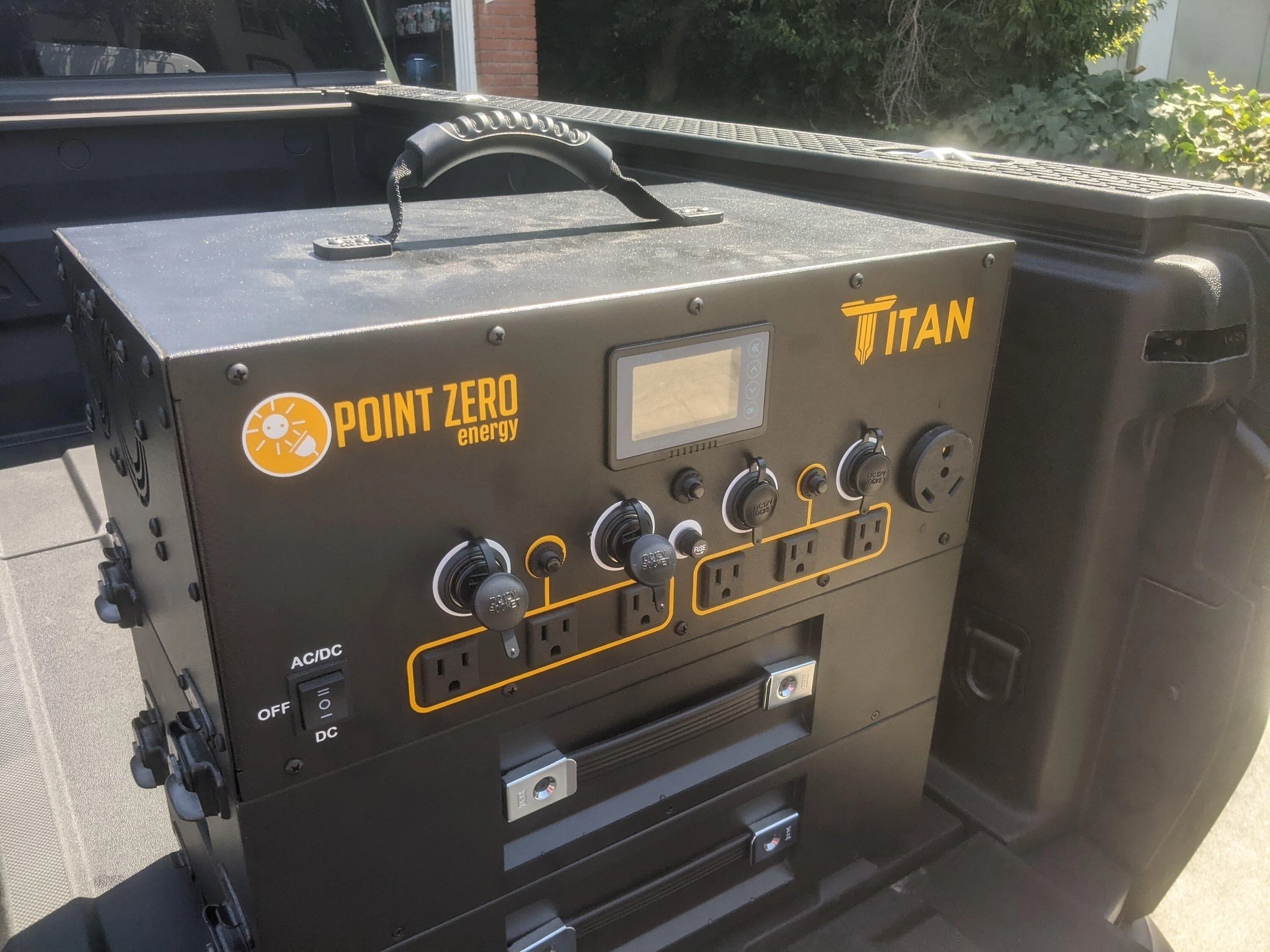 Experiment: PointZero Titan solar generator in an R1T | Rivian Forums - R1T  R1S R2 R3 News, Specs, Models, RIVN Stock -- Rivianforums.com