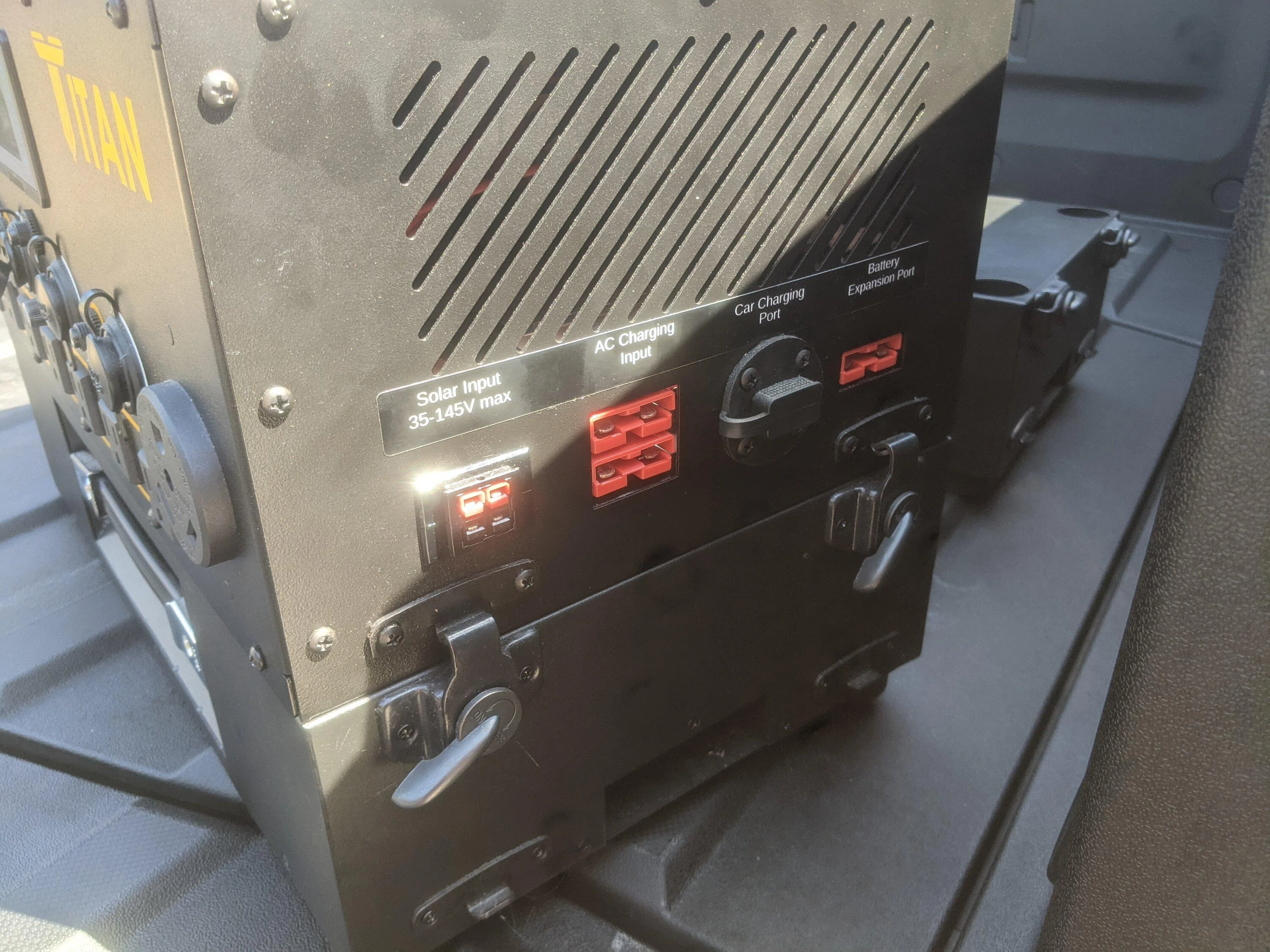 Rivian R1T R1S Experiment: PointZero Titan solar generator in an R1T PXL_20220907_200917155