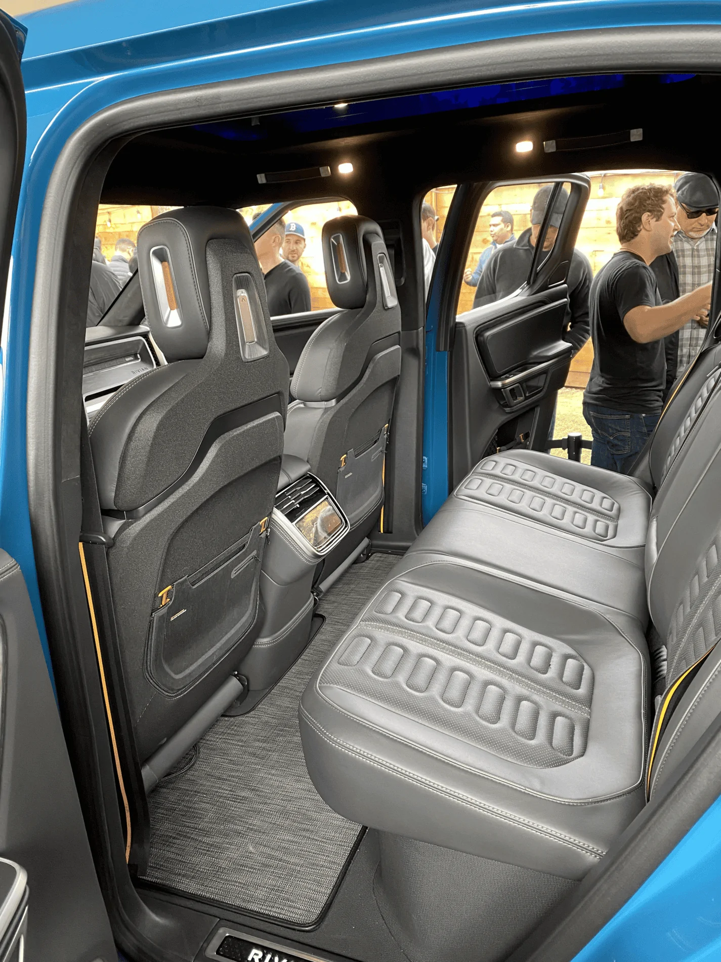 Rivian R1T R1S Does the Forest Edge interior match ANY exterior paint color besides Launch Green? 1615483108366