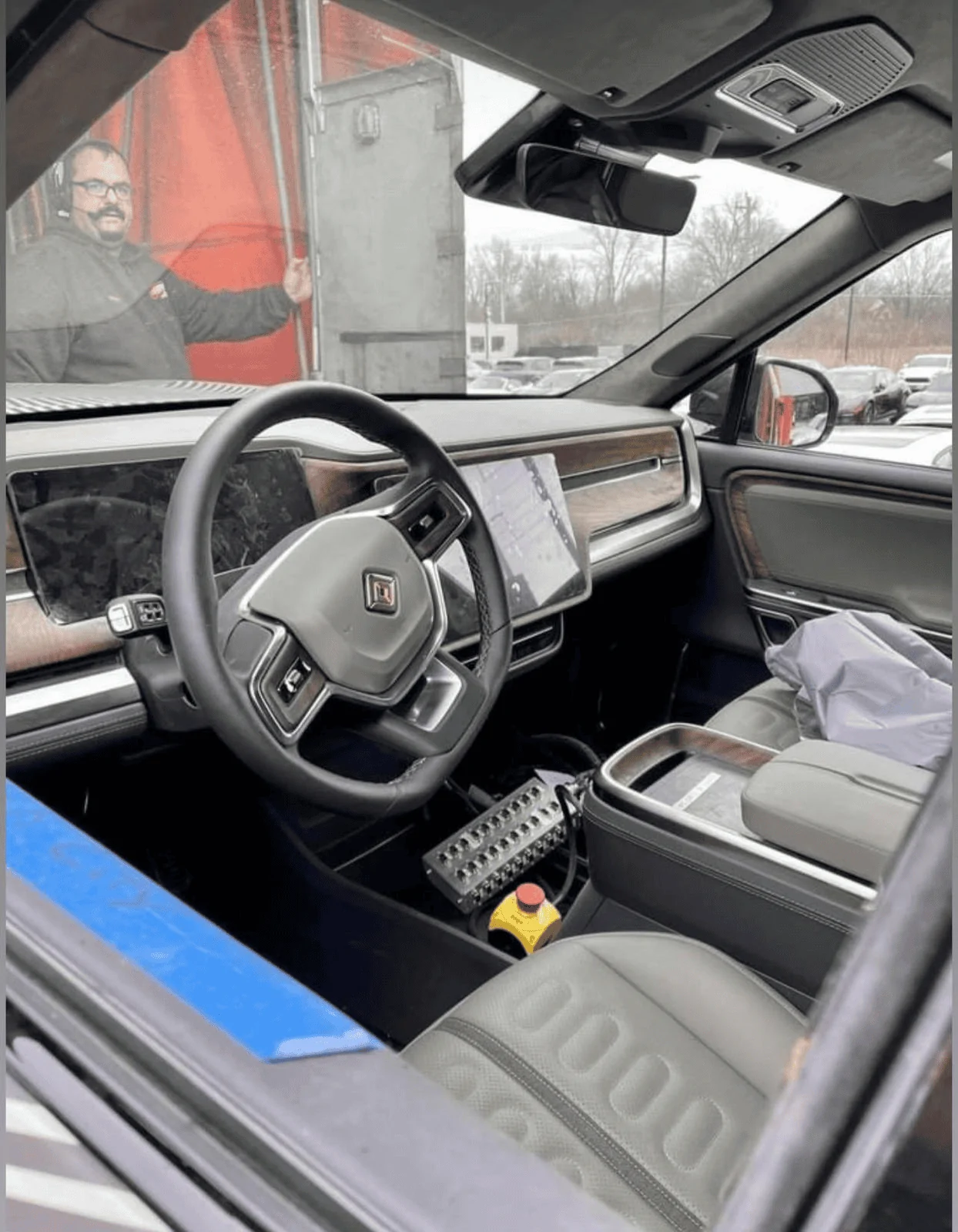 Rivian R1T R1S Vent, B!tch & Moaning for the mis-"Guided" 1616712194598
