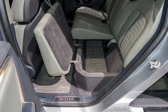 Rivian R1T R1S Does R1T 2nd Row fold? 1617099487317