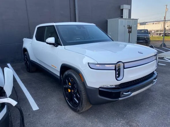 Rivian R1T R1S Texas Roll Call 123-1