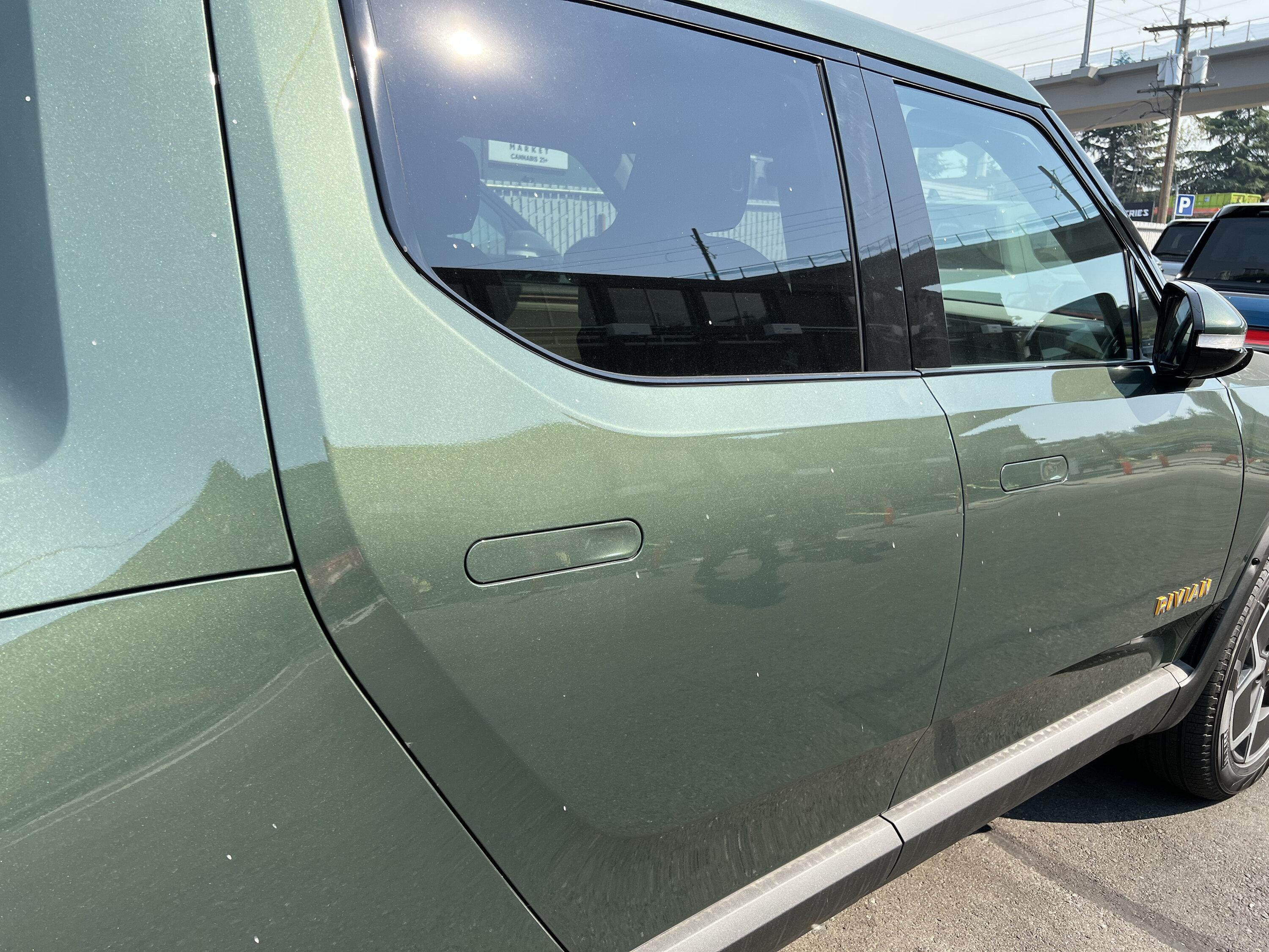 Rivian R1T R1S Aug/Sept R1S: confirmation email + guide assigned!! IMG_2610