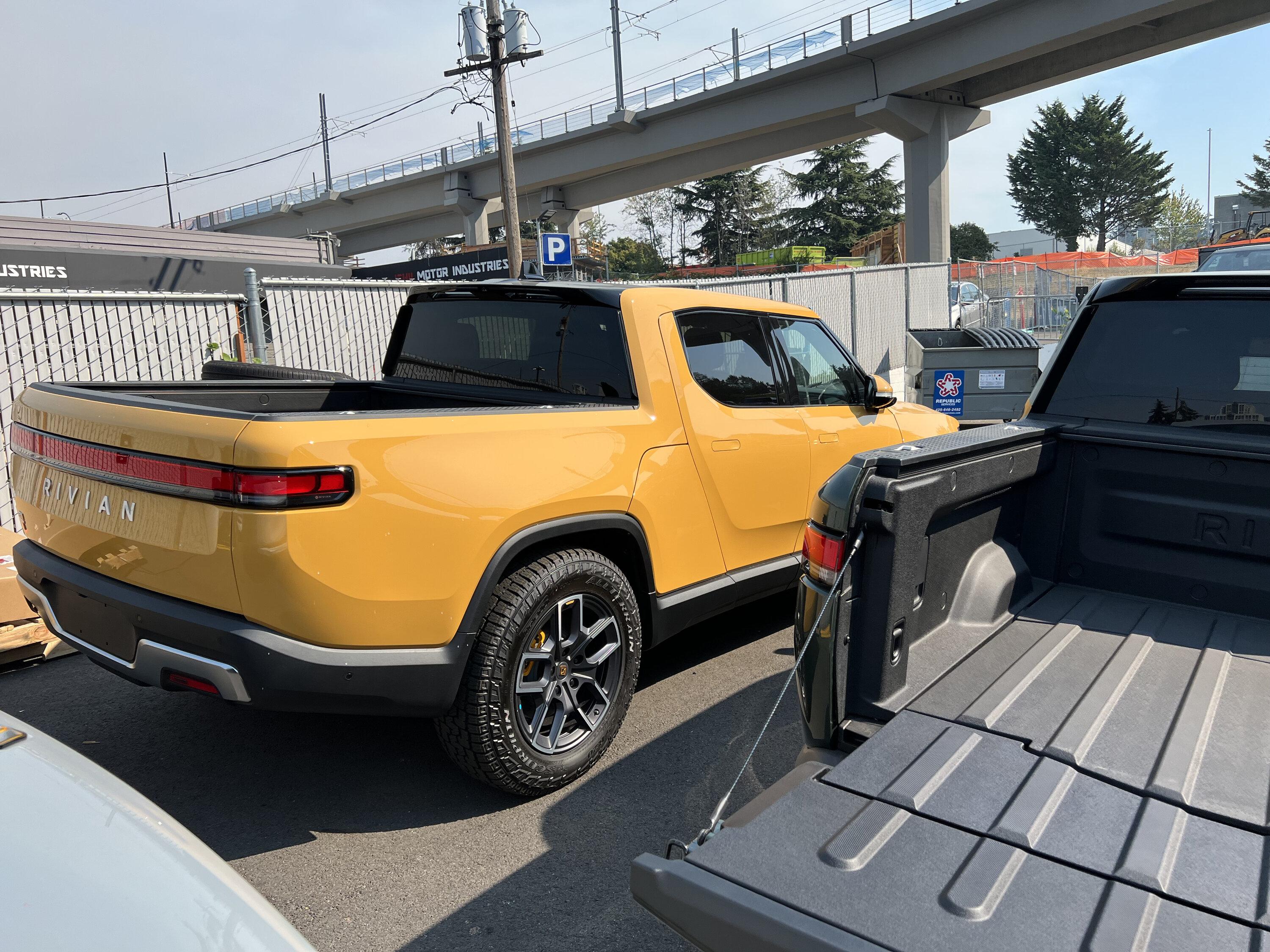 Rivian R1T R1S Aug/Sept R1S: confirmation email + guide assigned!! IMG_2613