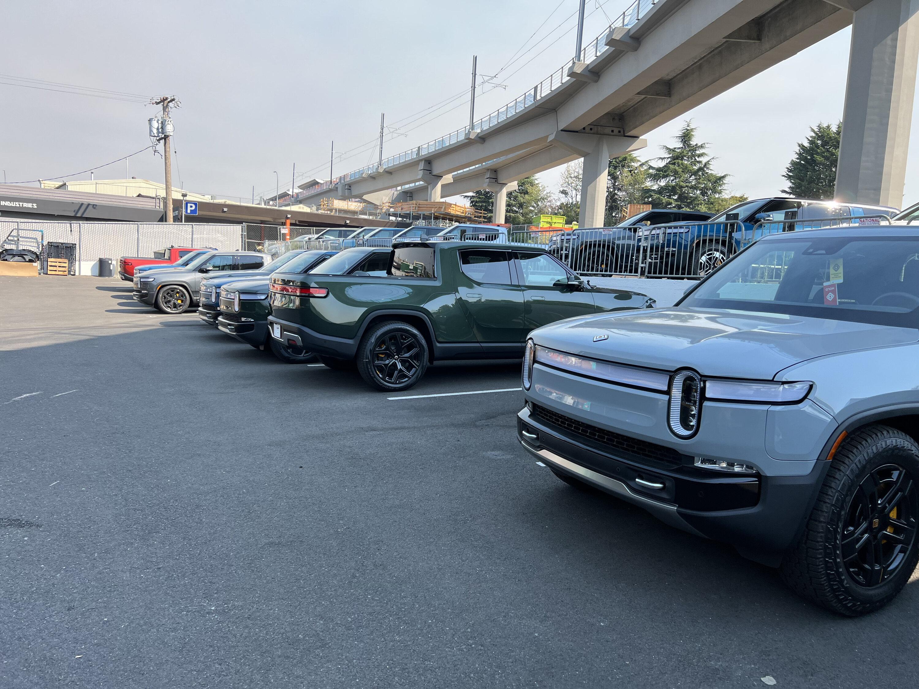 Rivian R1T R1S Aug/Sept R1S: confirmation email + guide assigned!! IMG_2626