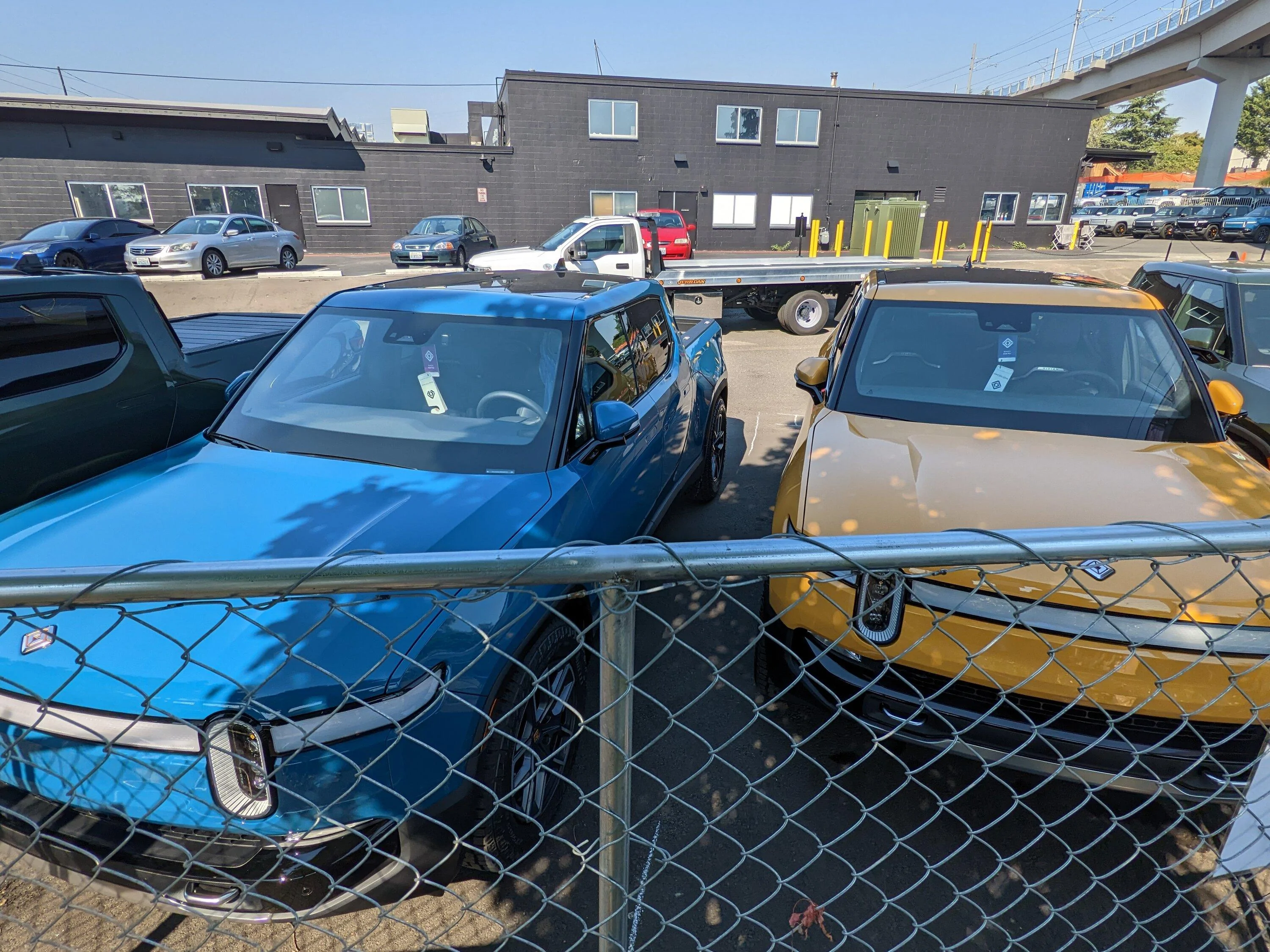 Rivian R1T R1S Aug/Sept R1S: confirmation email + guide assigned!! PXL_20220910_214208361