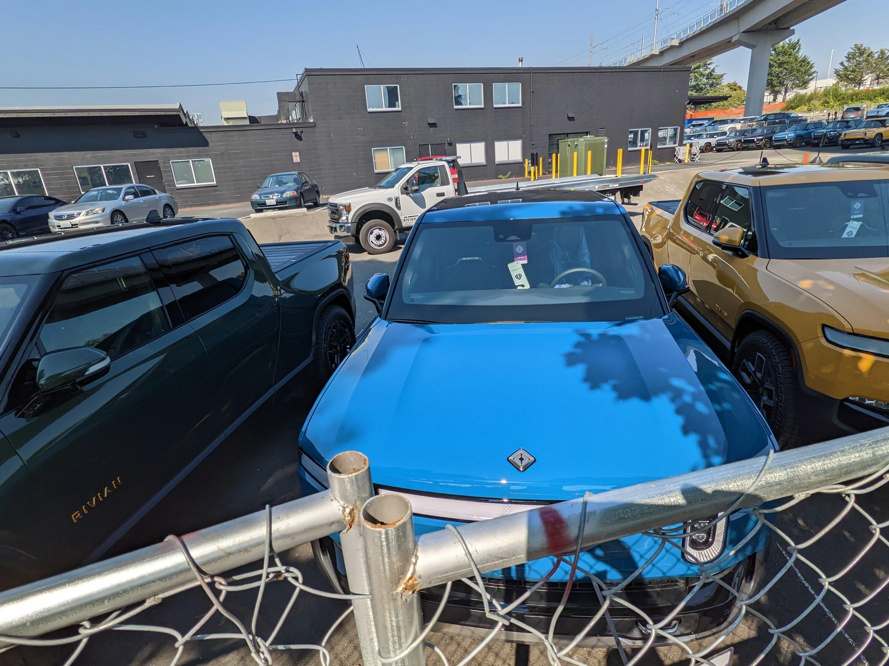 Rivian R1T R1S Aug/Sept R1S: confirmation email + guide assigned!! PXL_20220910_214228158