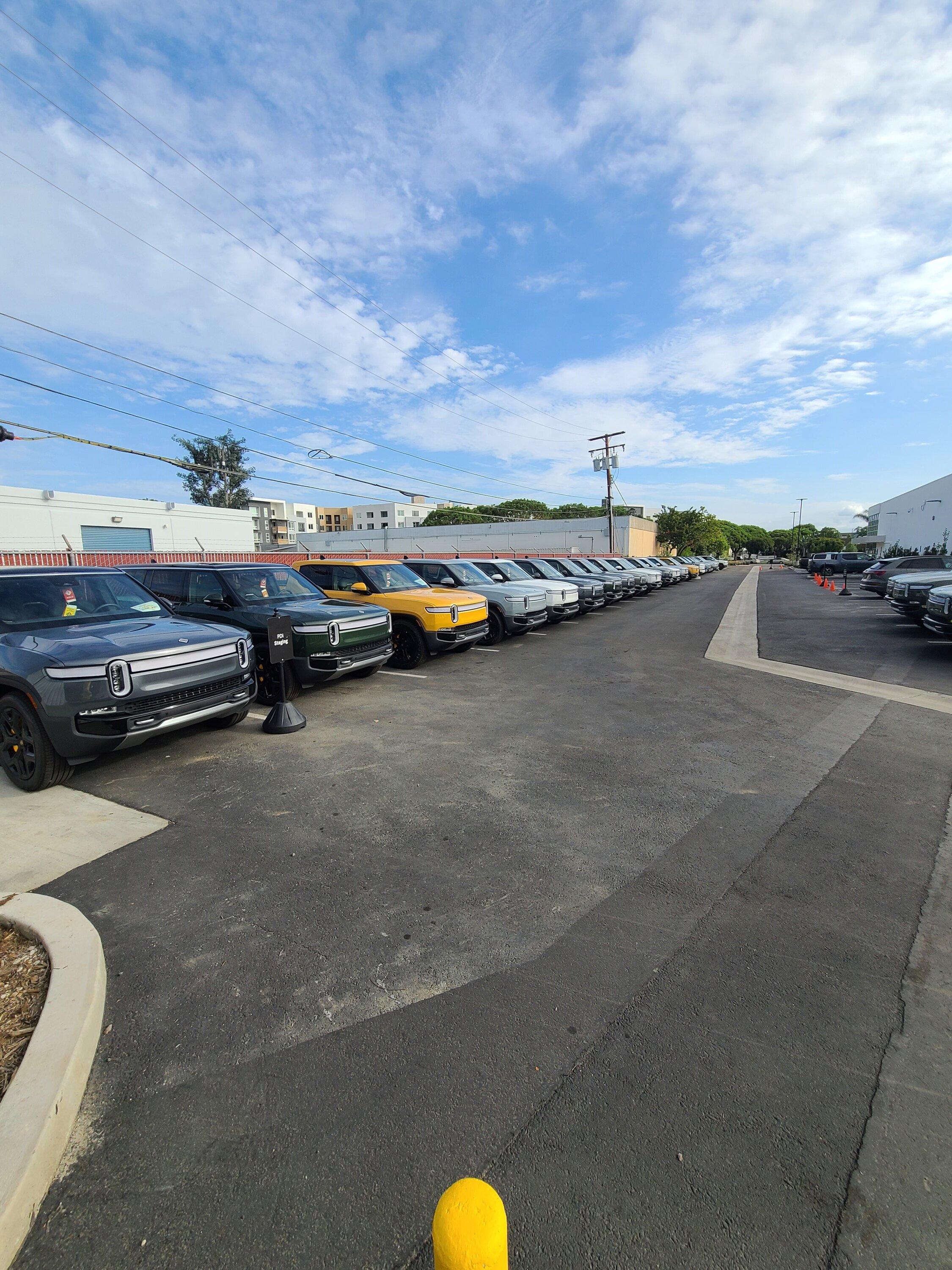 Rivian R1T R1S Any R1S pre-orders hear from guides recently? Row