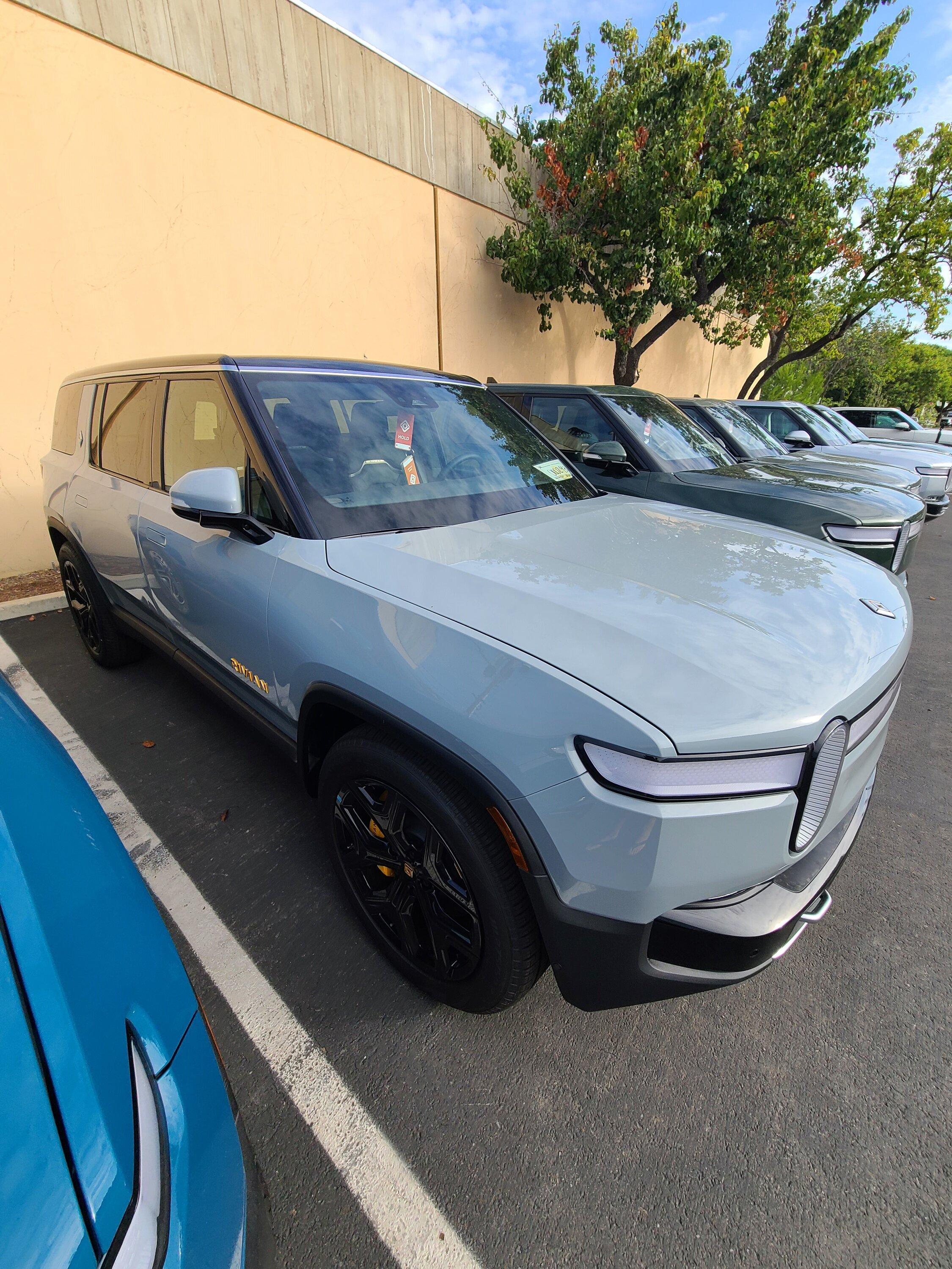 Rivian R1T R1S Any R1S pre-orders hear from guides recently? Lime