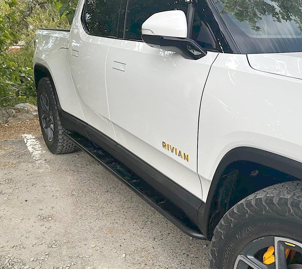 Rivian R1T R1S Running boards - Under body panels mounting points rivian-r1t-running-boards-jpeg.5880