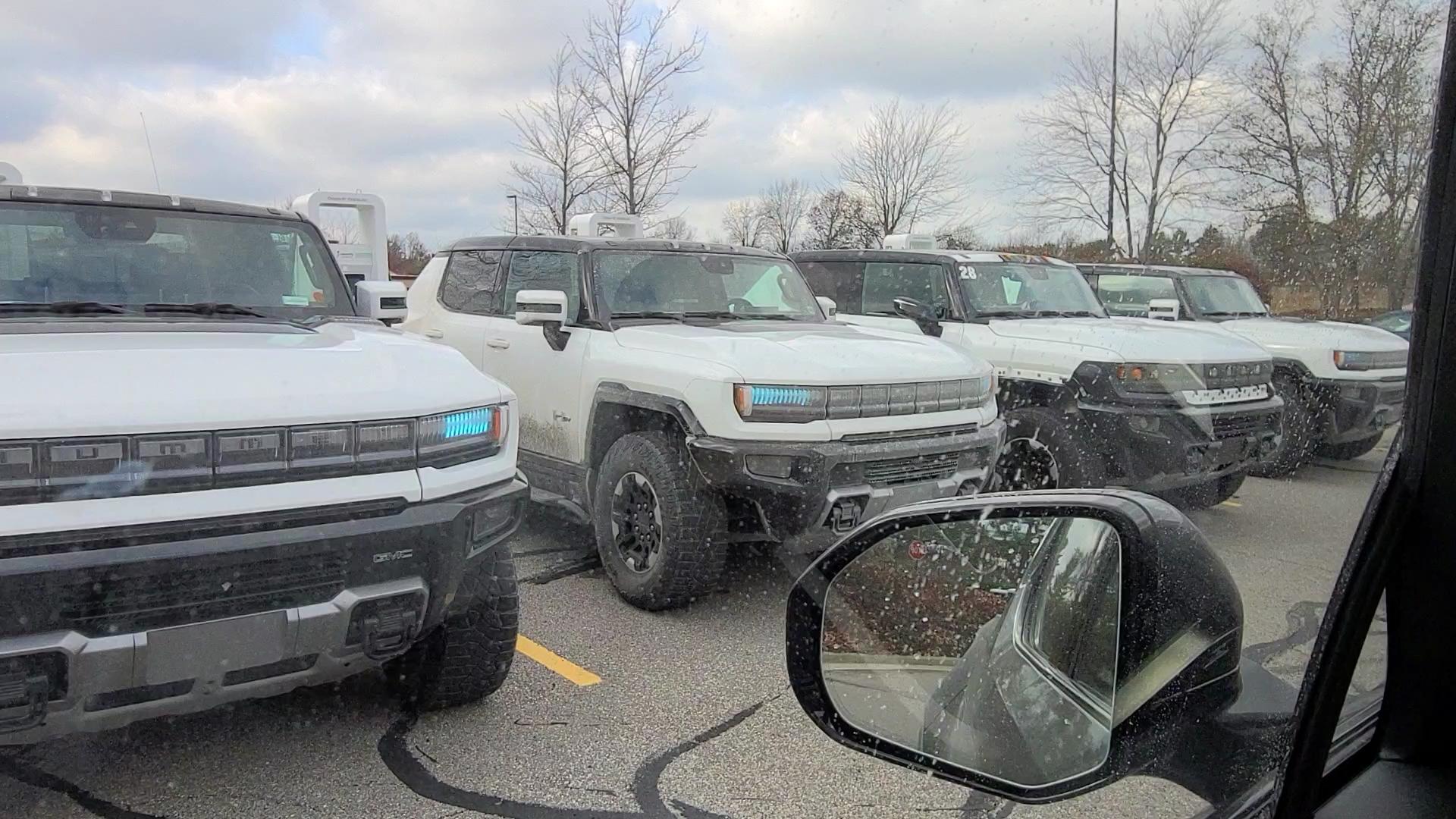 Rivian R1T R1S Electrify America - Redesigned labels coming to charging stations VideoCapture_20211208-143630