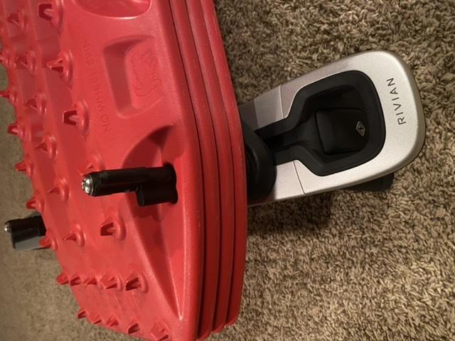 Rivian R1T R1S Rivian Maxtrax mounts installed C1F8AC12-C511-4E34-93EB-42CDC3B5E7D7