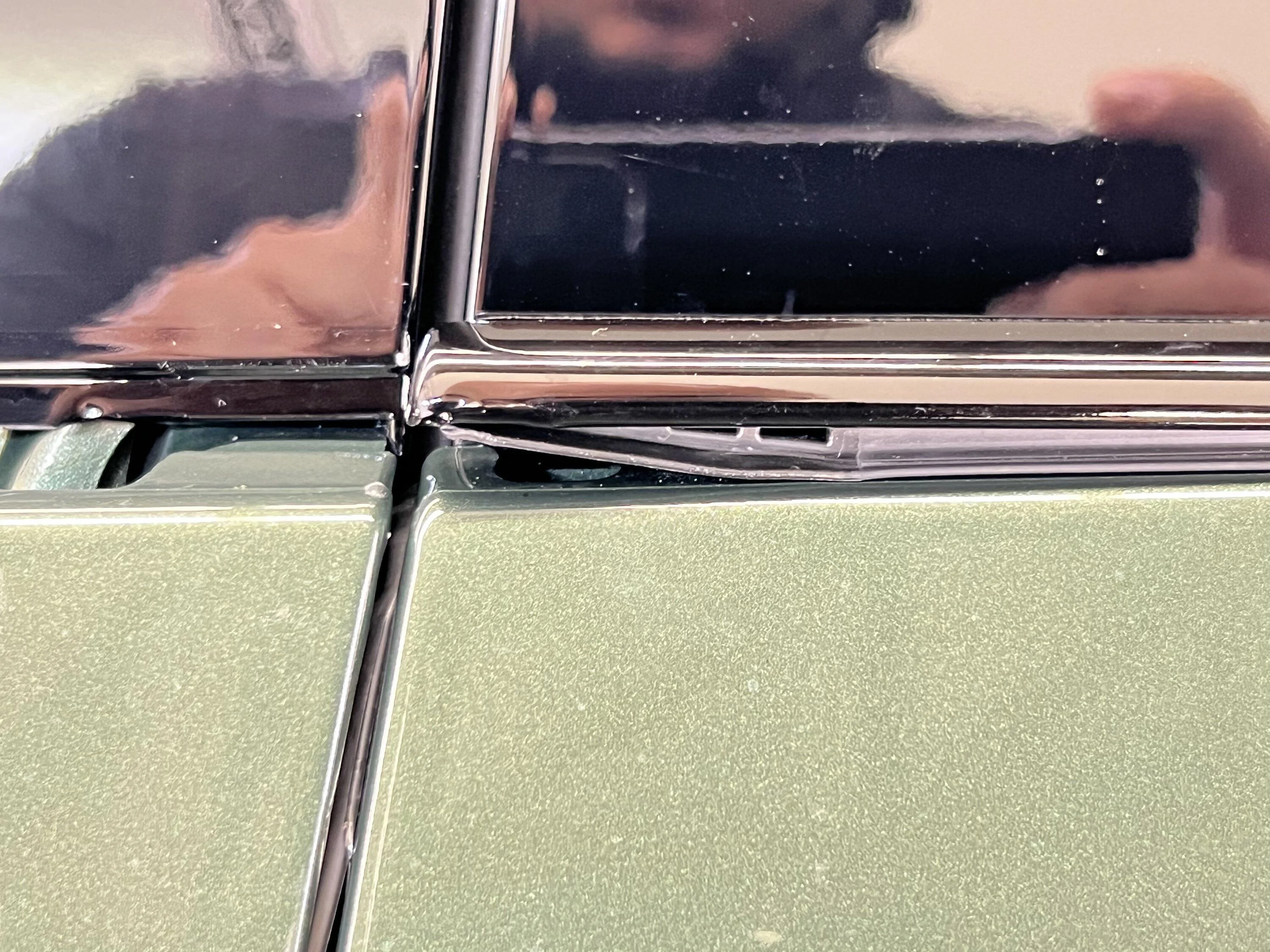 Rivian R1T R1S Damaged Window Trim Experience 3E0ADB27-BA5D-4D58-A7C9-FC45A46D069C