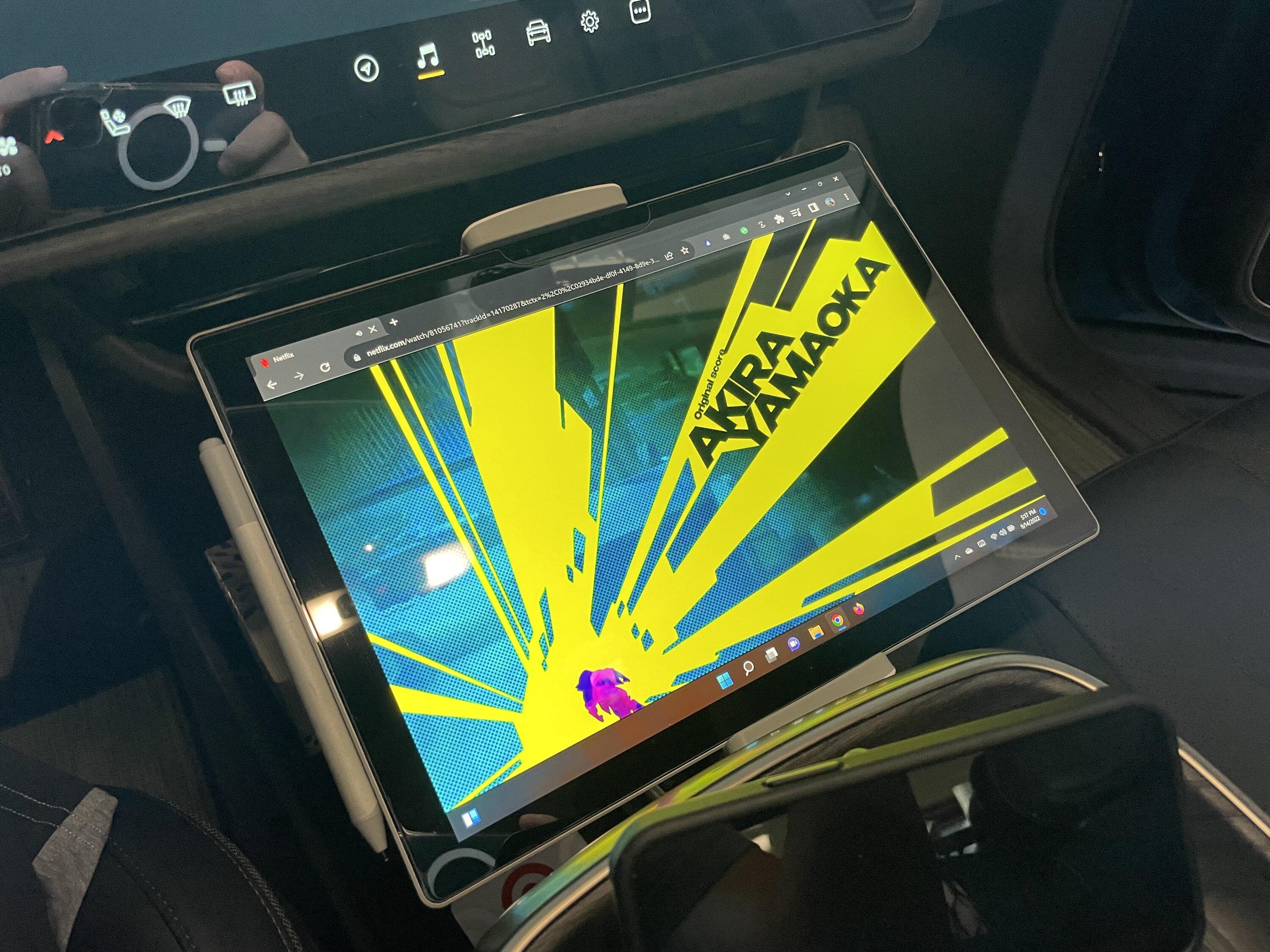 Rivian R1T R1S Mounting a cell phone.  Has anyone done it? IMG_9614