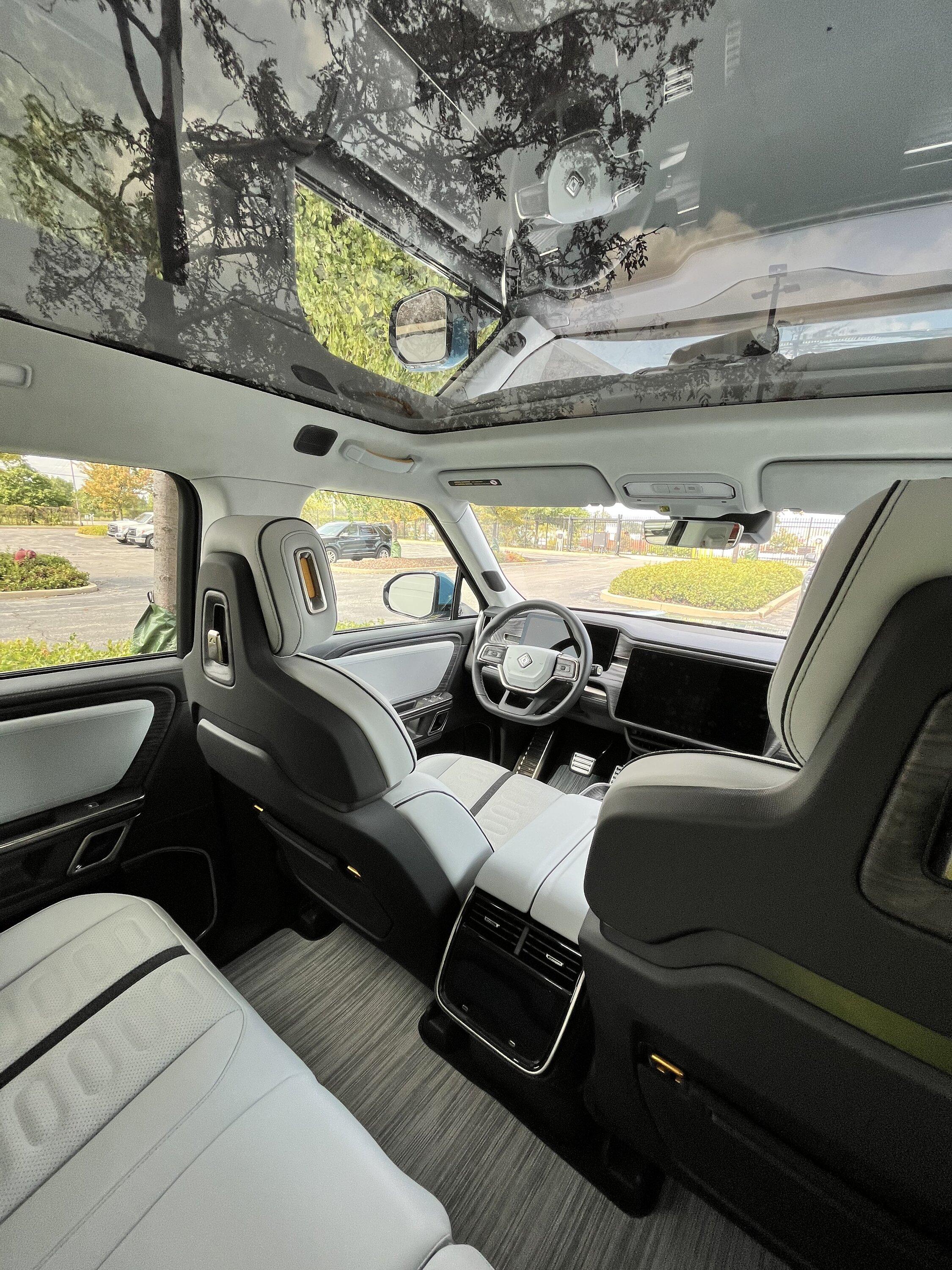 Rivian R1T R1S OCEAN COAST Rivian Interior Photos C3021918-38BE-45F1-8F09-46BA547C4C31
