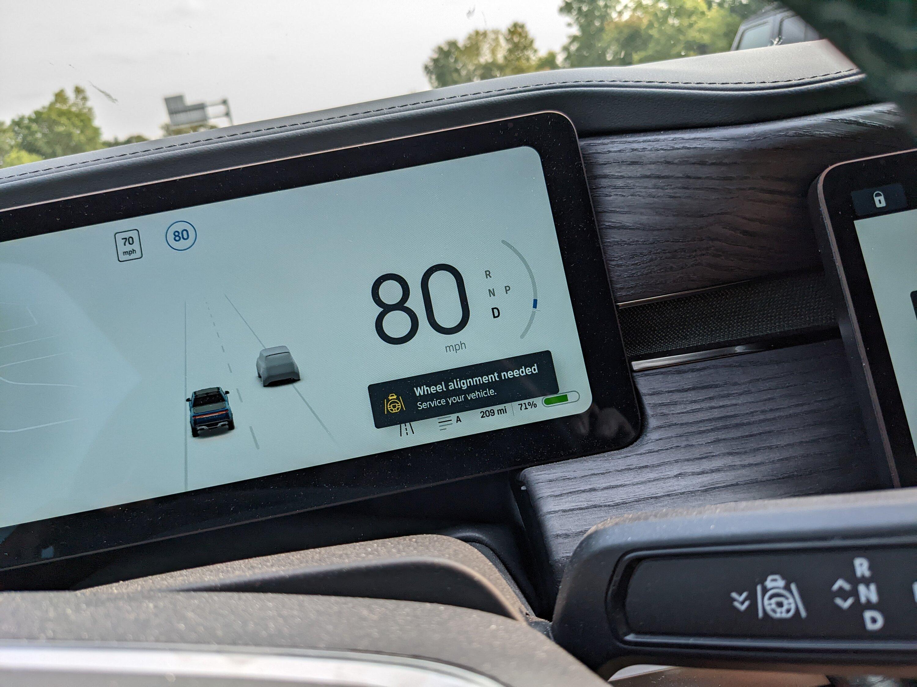 Rivian R1T R1S 2022.31.06 Software Version PXL_20220915_210803681