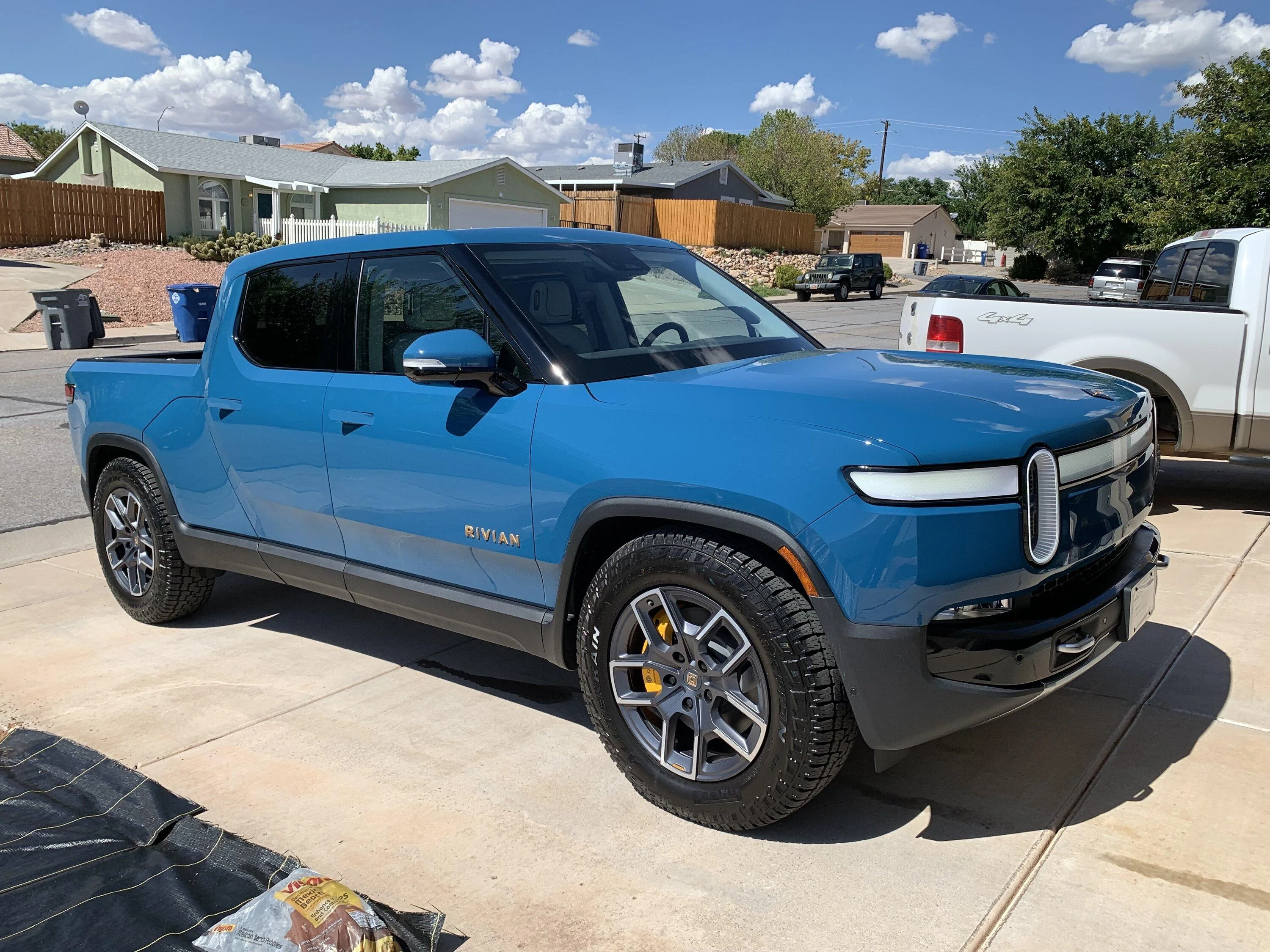 Rivian R1T R1S OCEAN COAST Rivian Interior Photos IMG_0416