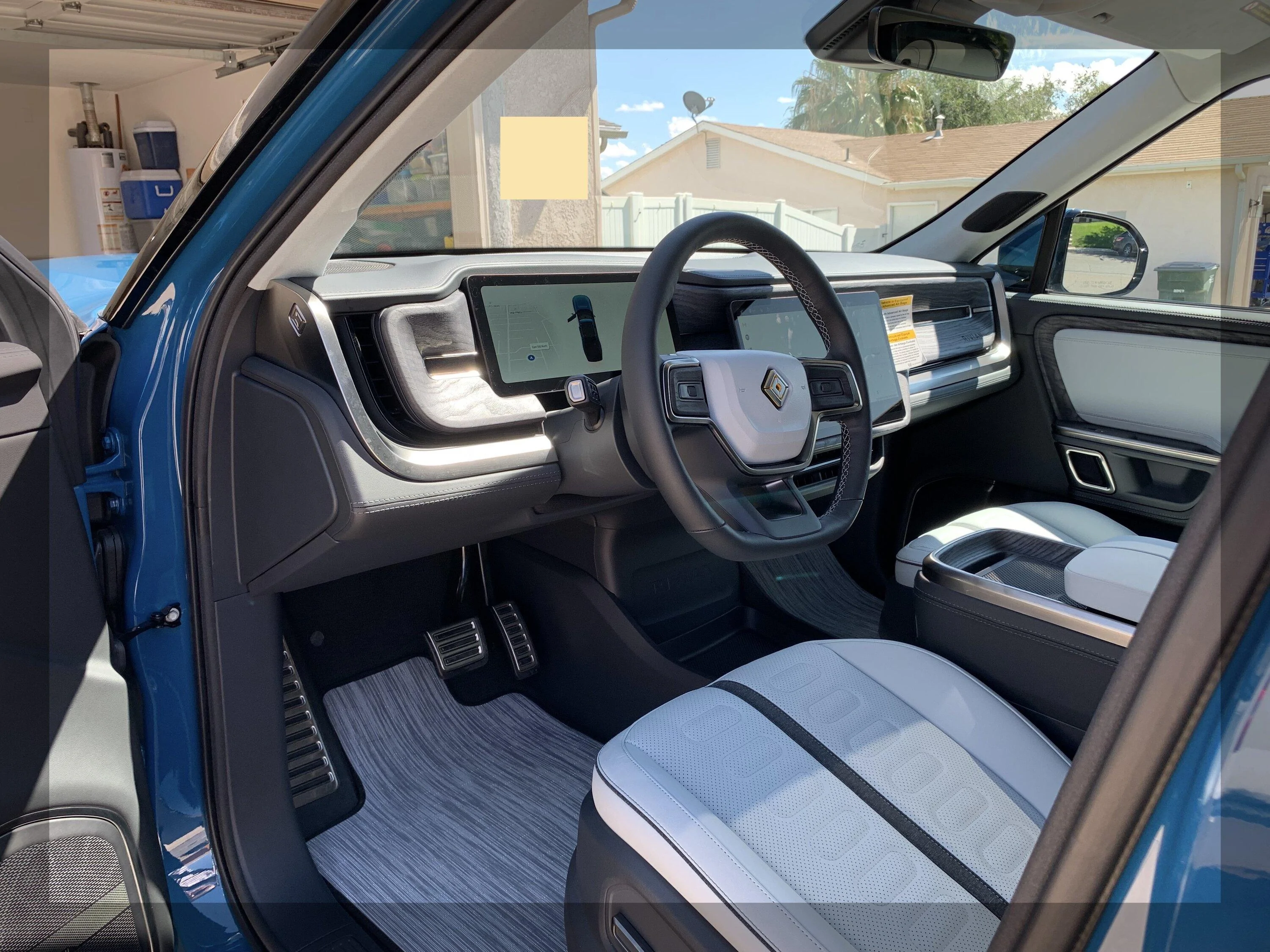 Rivian R1T R1S OCEAN COAST Rivian Interior Photos IMG_0434