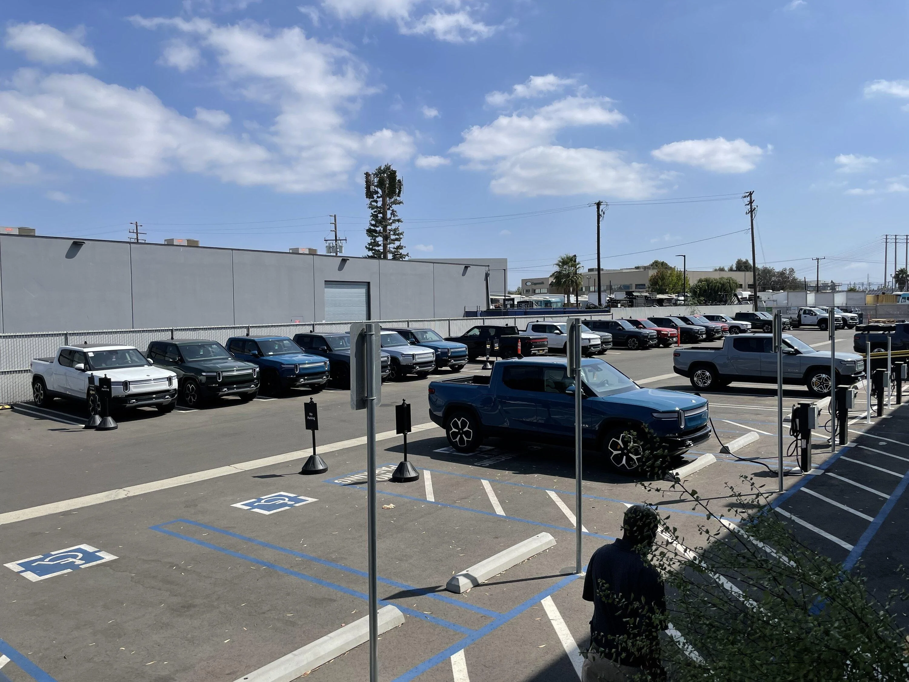 Rivian R1T R1S Photos: R1Ts at the El Segundo distribution center 5EB6C587-4245-4258-8B71-9BABF851C6BB