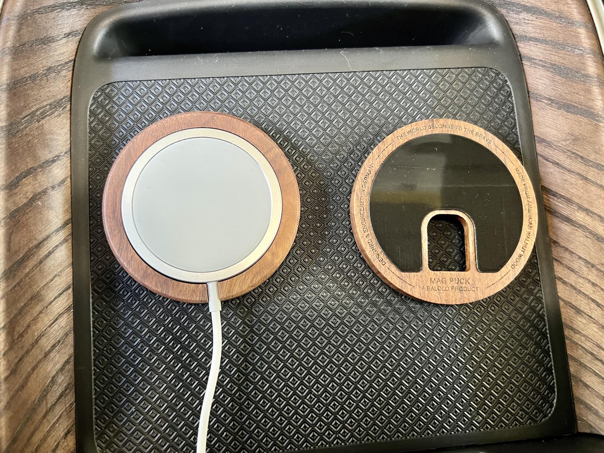 Rivian R1T R1S iPhone 14 Pro is not compatible with the Rivian Charge Pad A8A21C69-2D7B-4517-8EE1-D899ED238F62