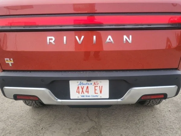 Rivian R1T R1S Canadian delivery timeframe c0bfc265-3918-4e07-8158-7d6d921d3e02-jpeg