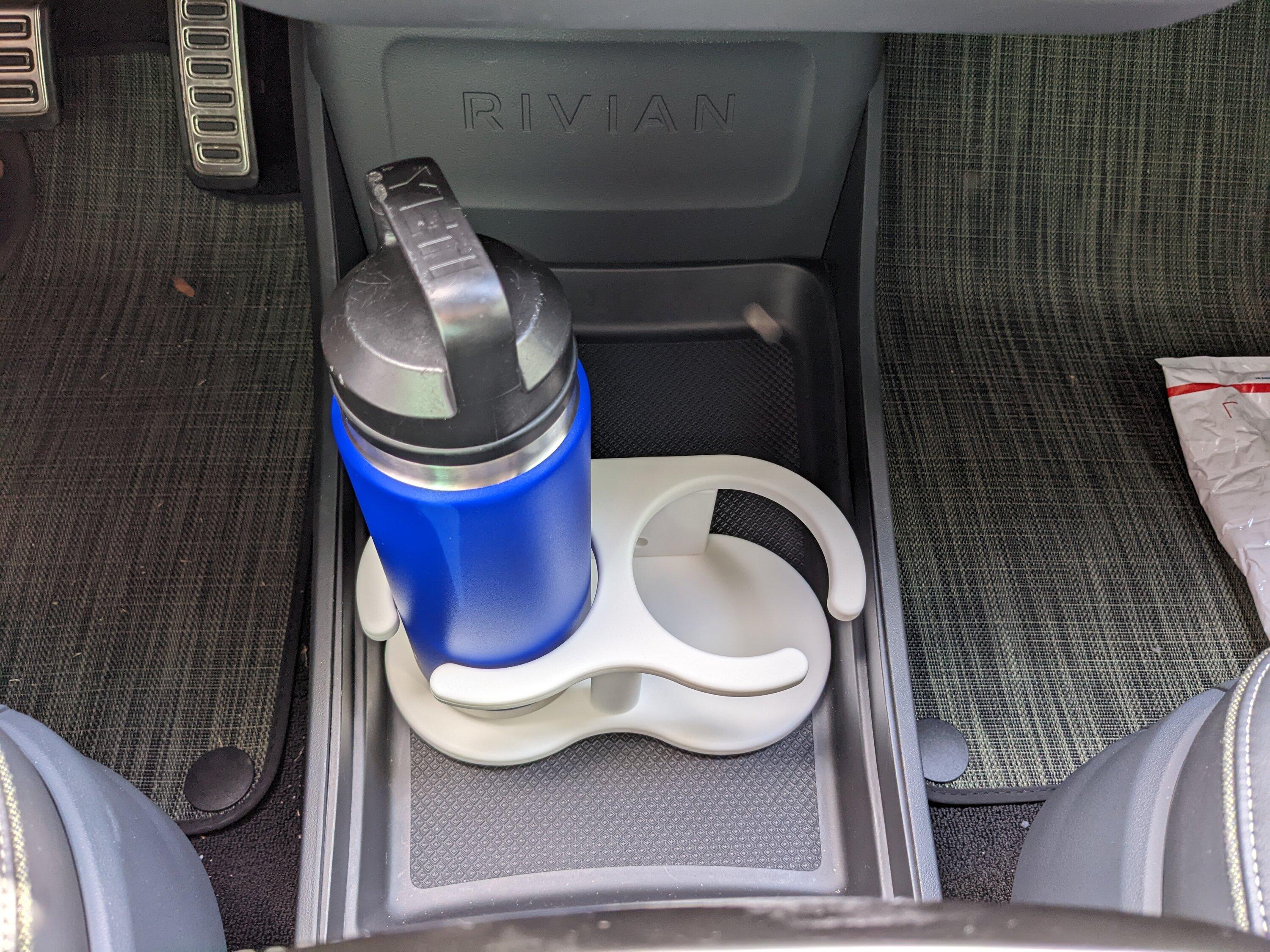 Rivian R1T R1S Bigger cupholders version 1 PXL_20220919_205142153