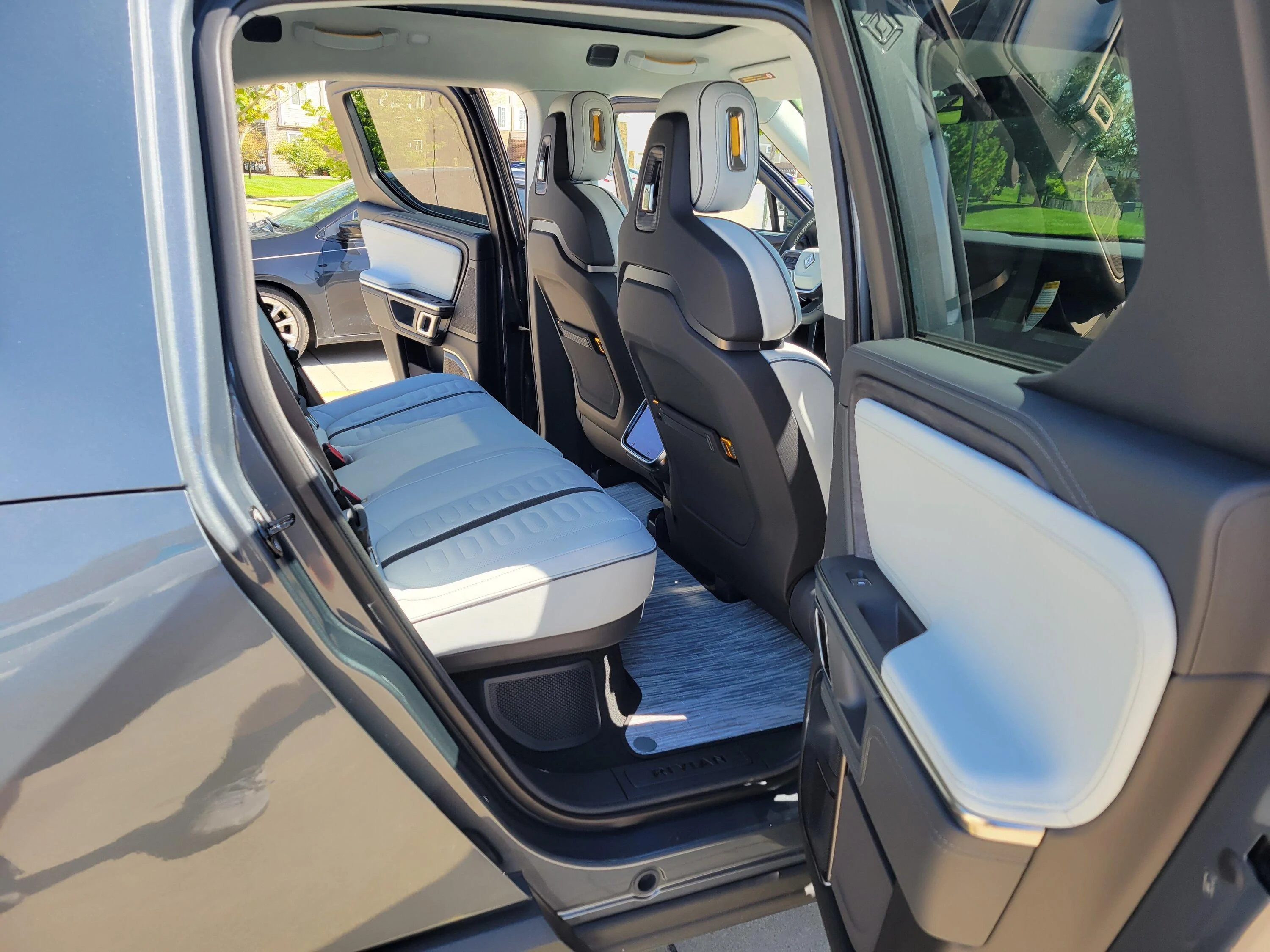 Rivian R1T R1S Iowa anyone? 20220920_132850