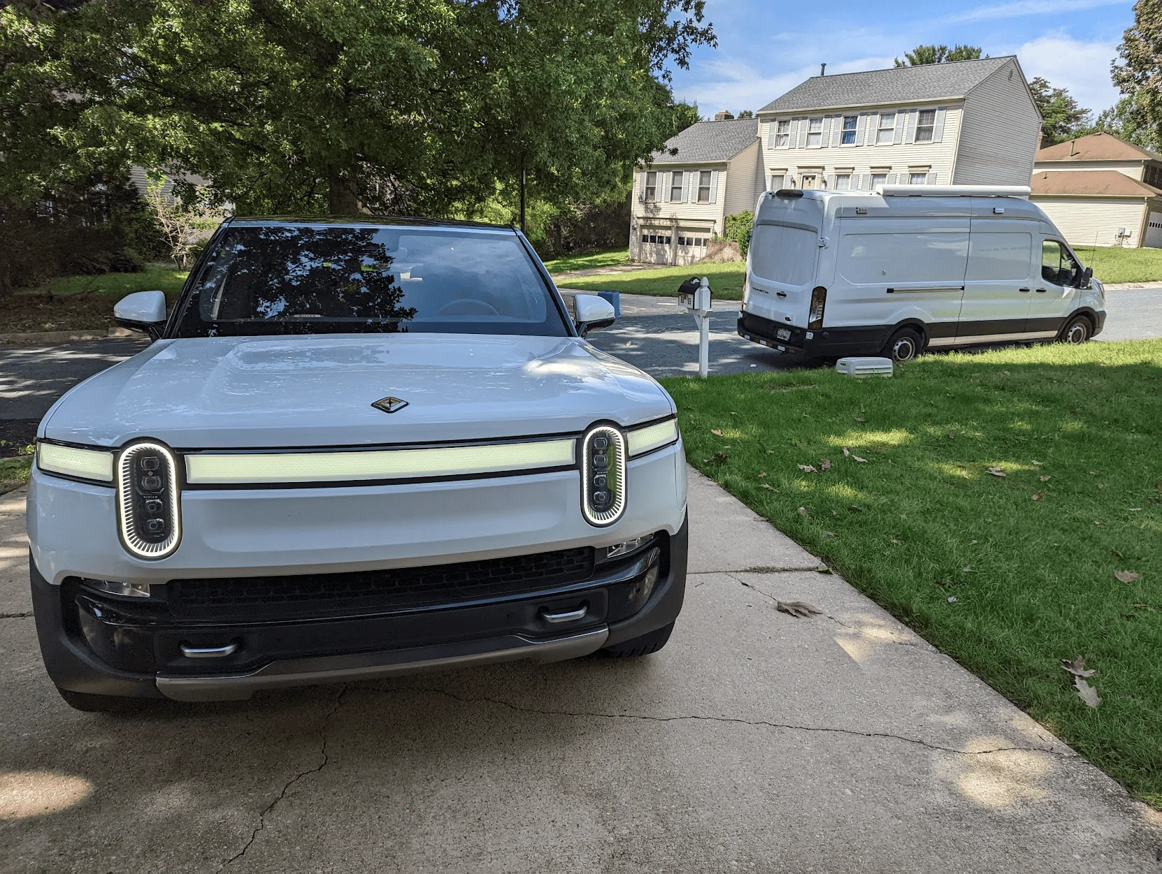 Rivian R1T R1S My First Service Experience, Give Rivian Time! 1663862648087