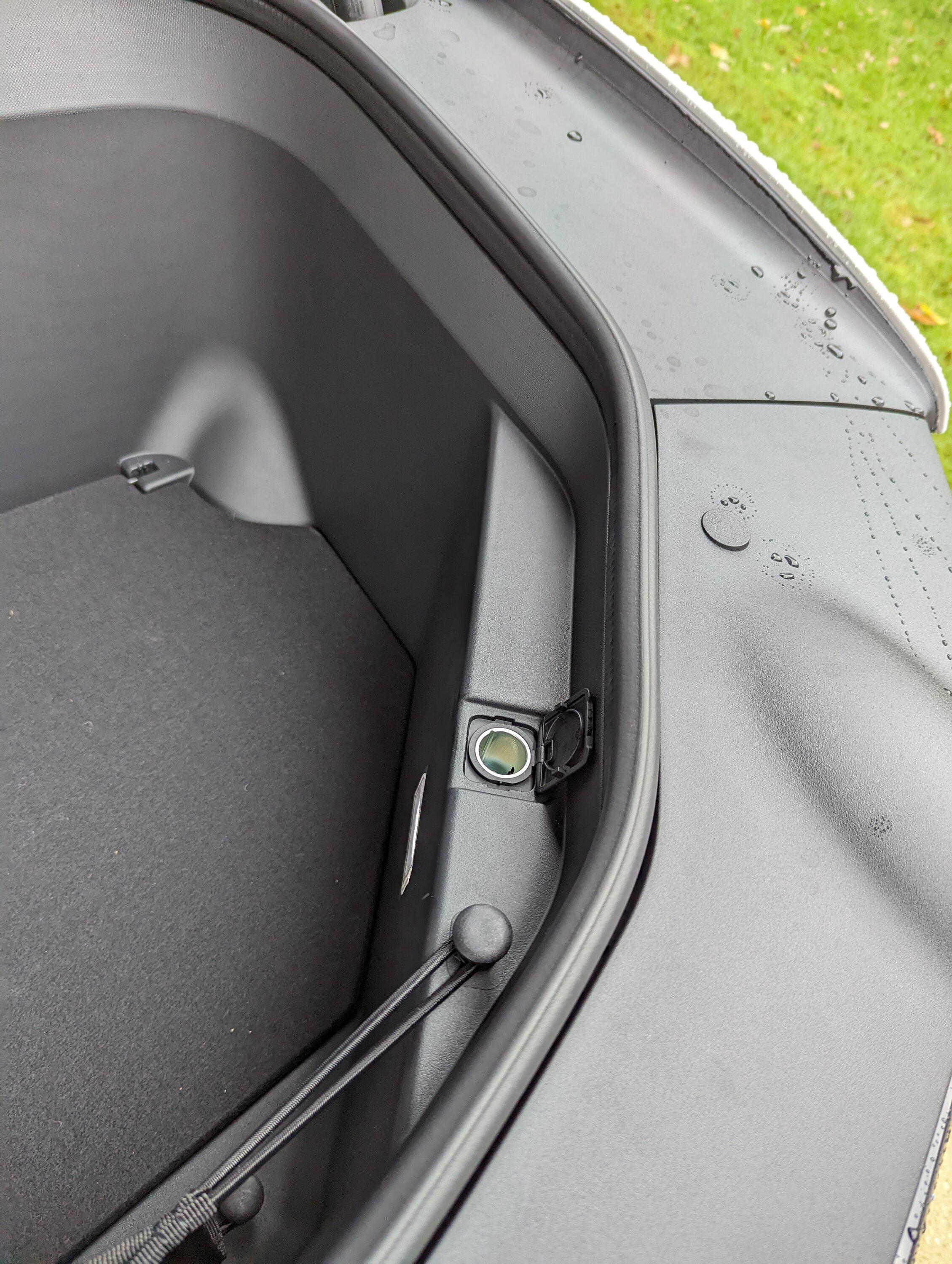 Rivian R1T R1S Kanundrum's R1S Build Thread (1 year Anniversary) PXL_20220922_165228277