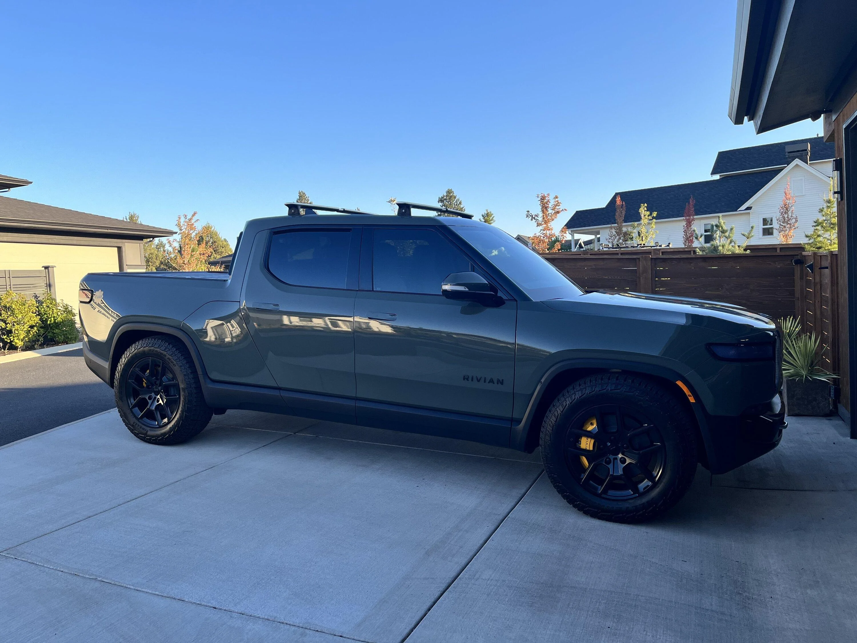 Rivian R1T R1S Anyone Paint Their 20" Wheels? 914A6DF0-C130-4BEE-919B-723C280E0DFE