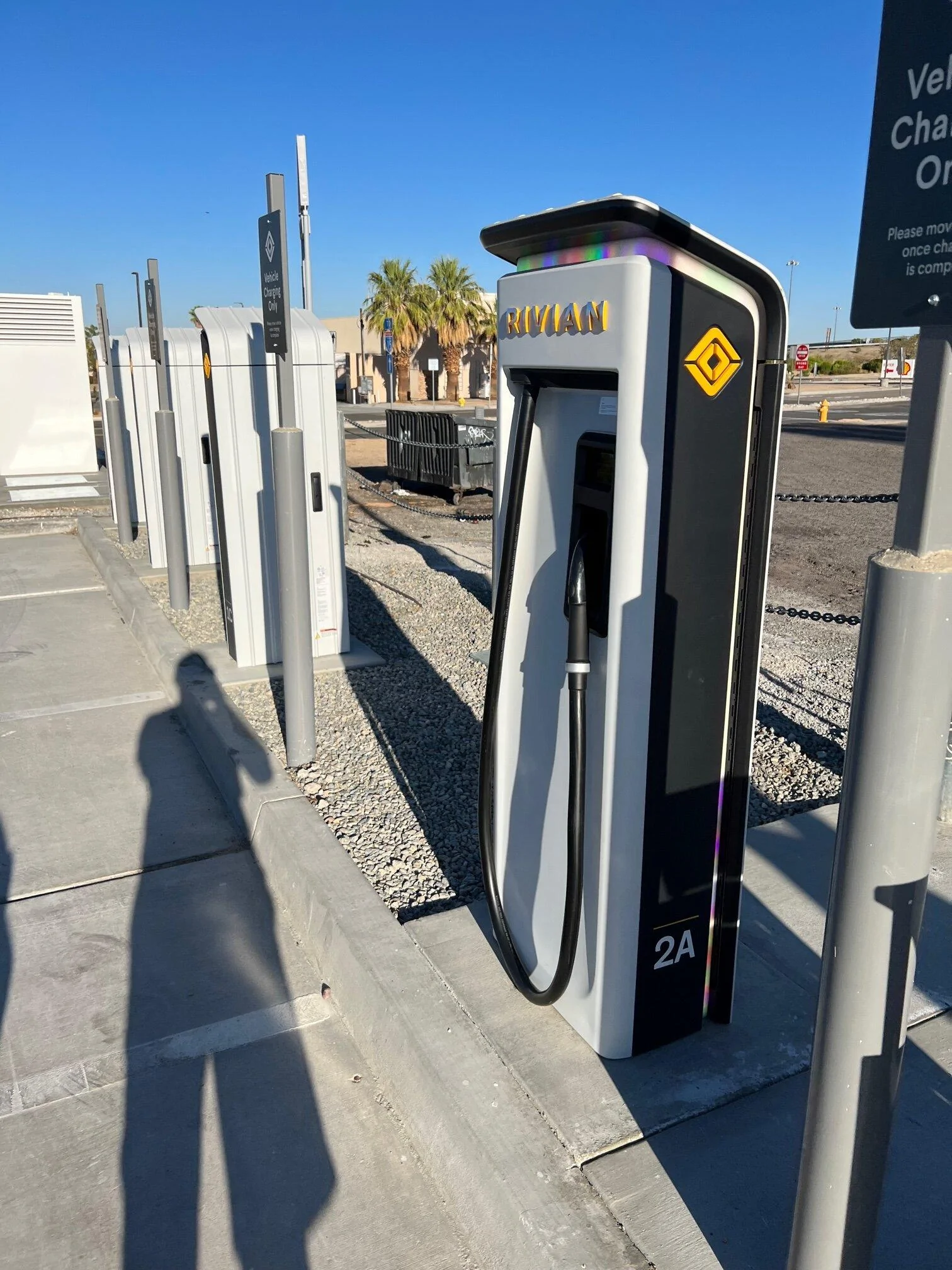Rivian R1T R1S Rivian 200kw chargers near Eureka and Ukiah IMG_3241 (1)