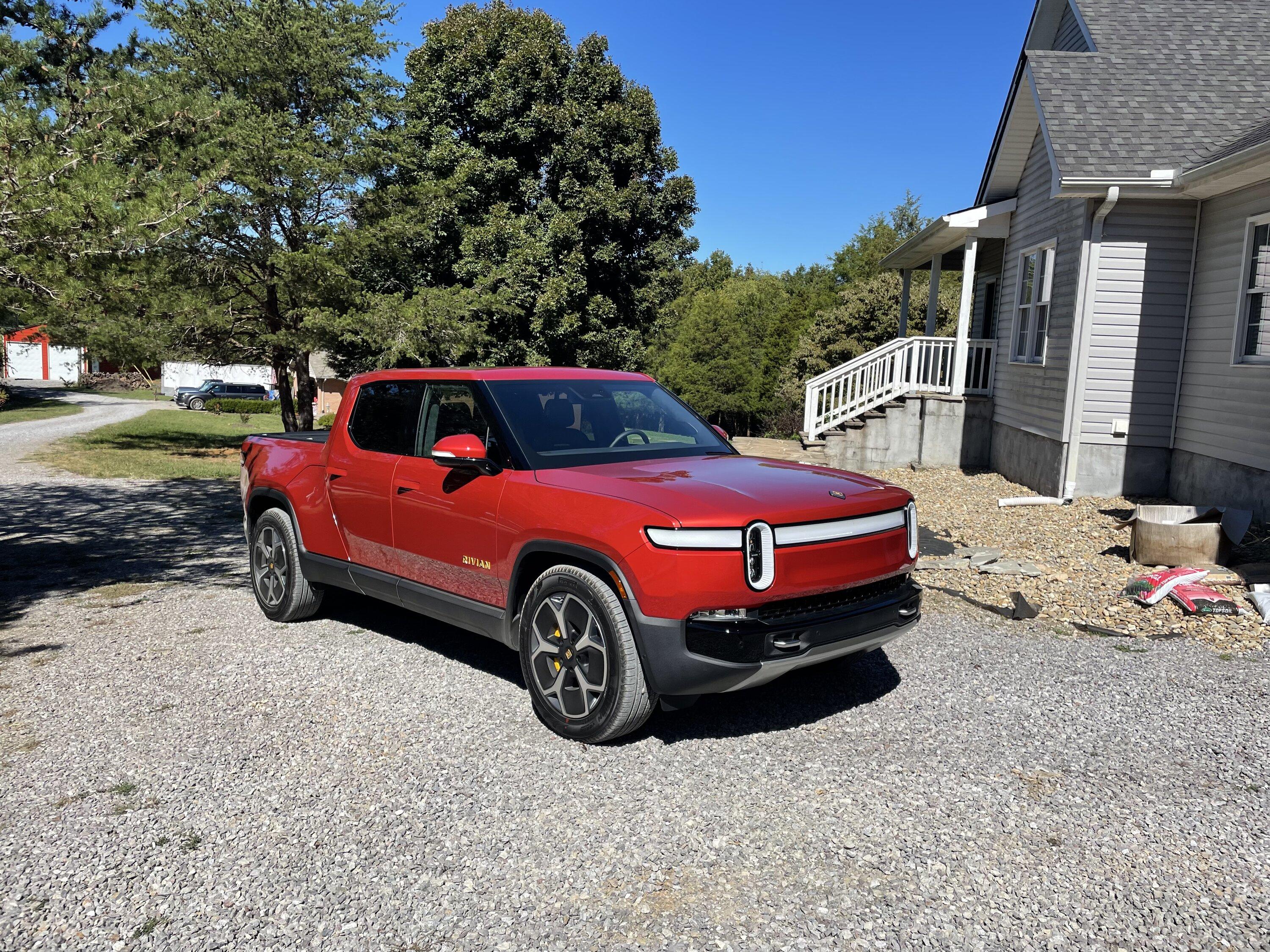 Rivian R1T R1S First day with R1T / First day with an EV -- my owner impressions tempImagexb58Ld