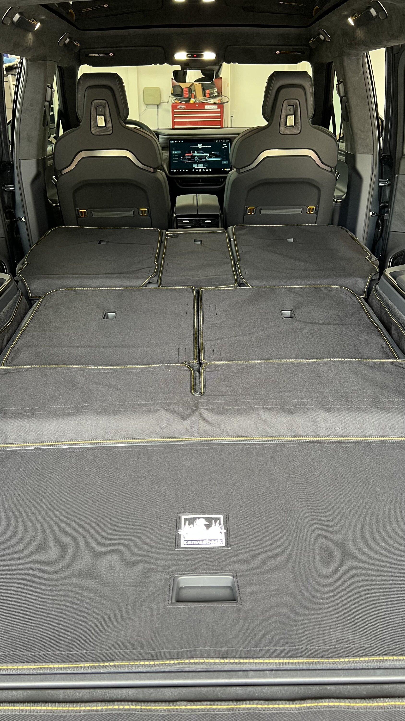 Rivian R1T R1S Attention all R1S Dog Owners 5D7CC8C2-4A36-4ADB-BD68-24DA4EAFE018