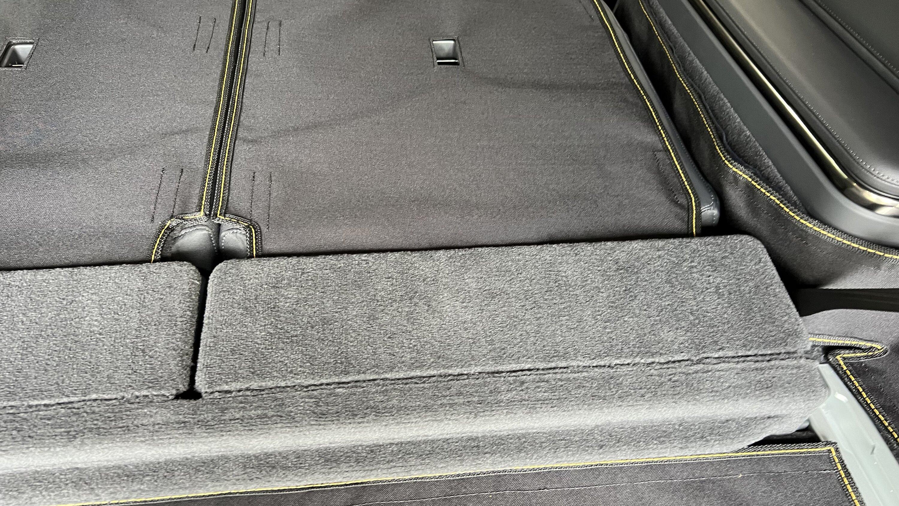 Rivian R1T R1S Attention all R1S Dog Owners 39F413FE-39BC-4E4C-B3AC-A034B7C86687