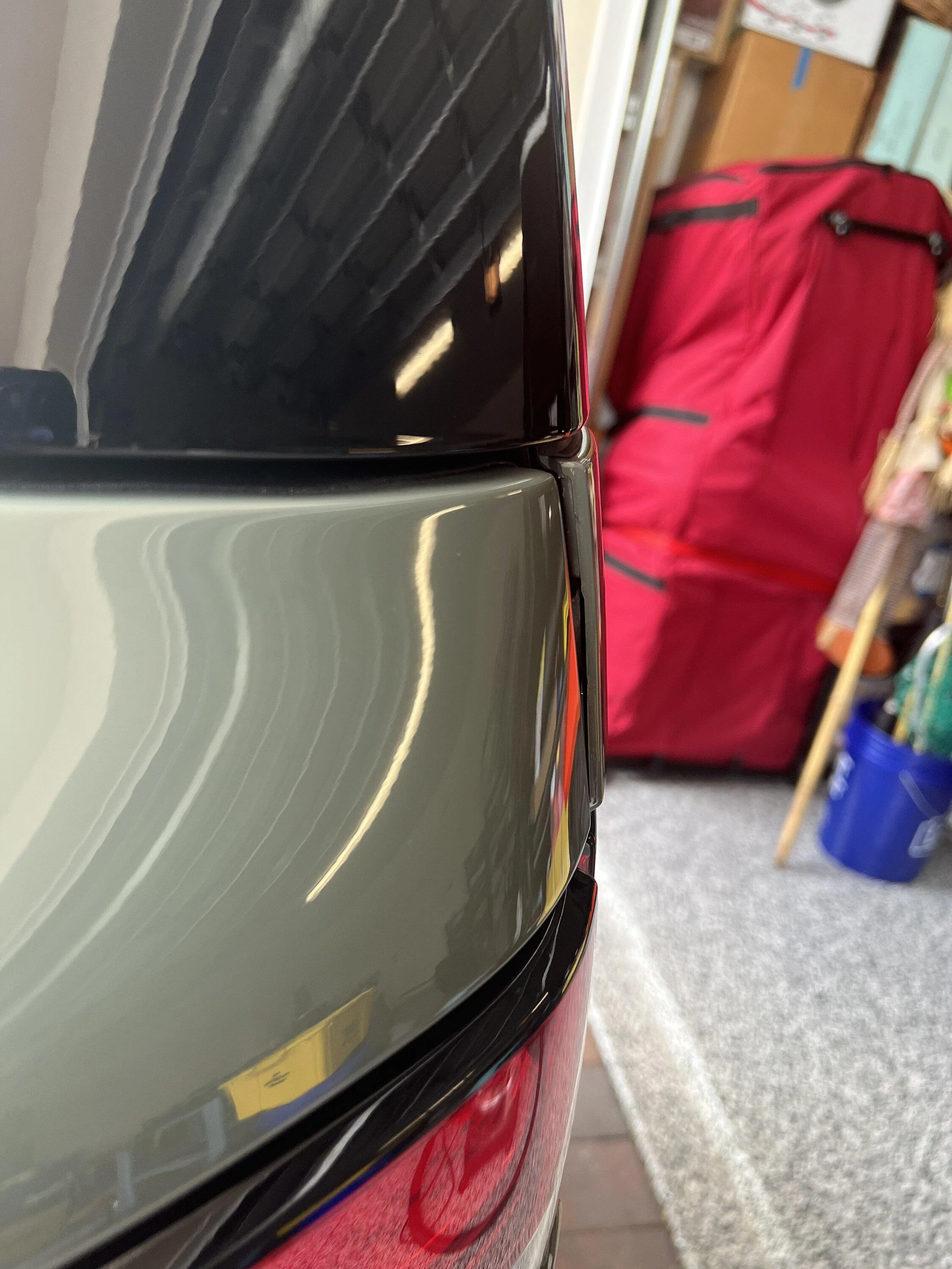 Rivian R1T R1S Launch Green R1S VIN #000569 delivered! 482A5B1A-B62C-4EBF-B66D-F07F739E255B