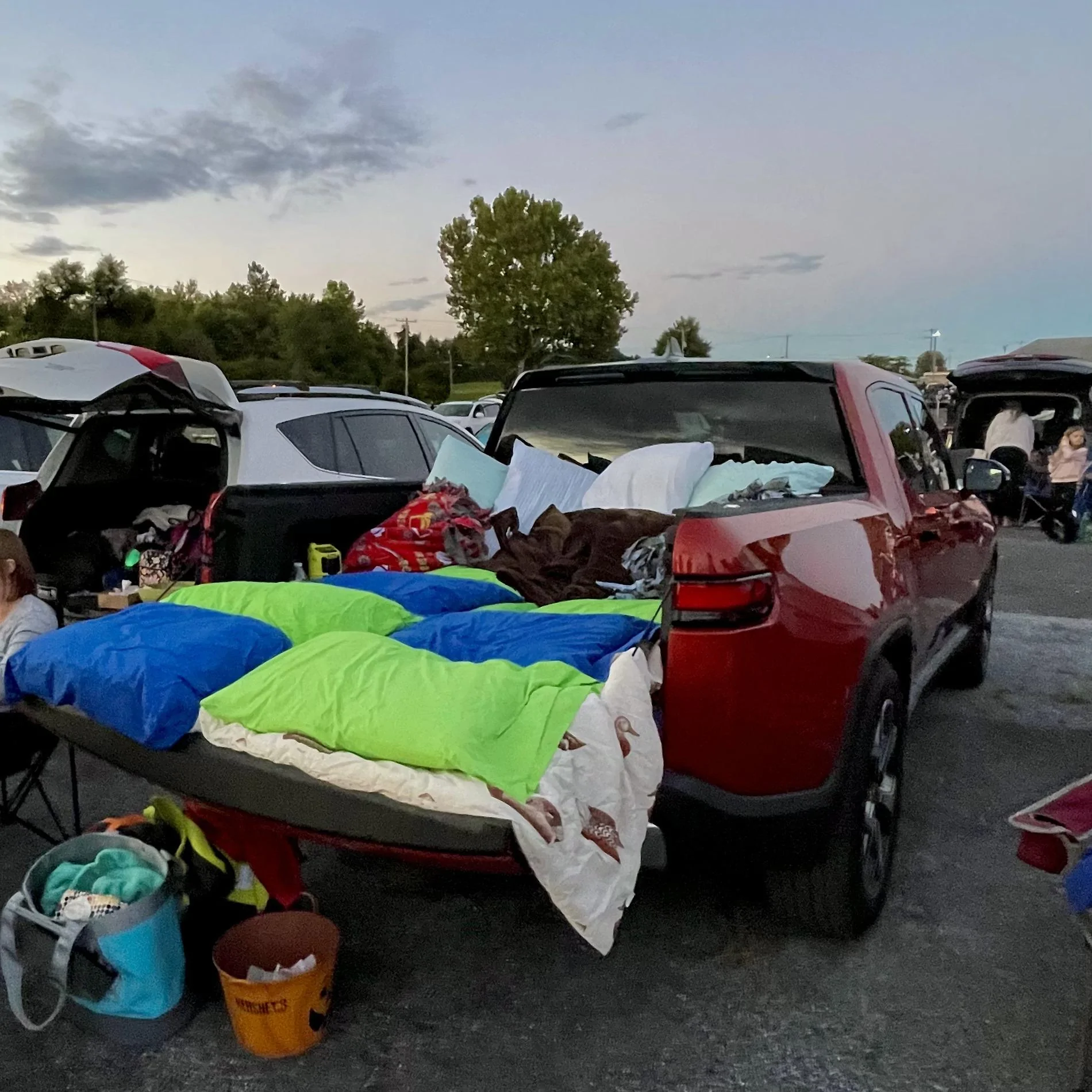 Rivian R1T R1S R1T at a Drive In? 20220924_231441969_iOS