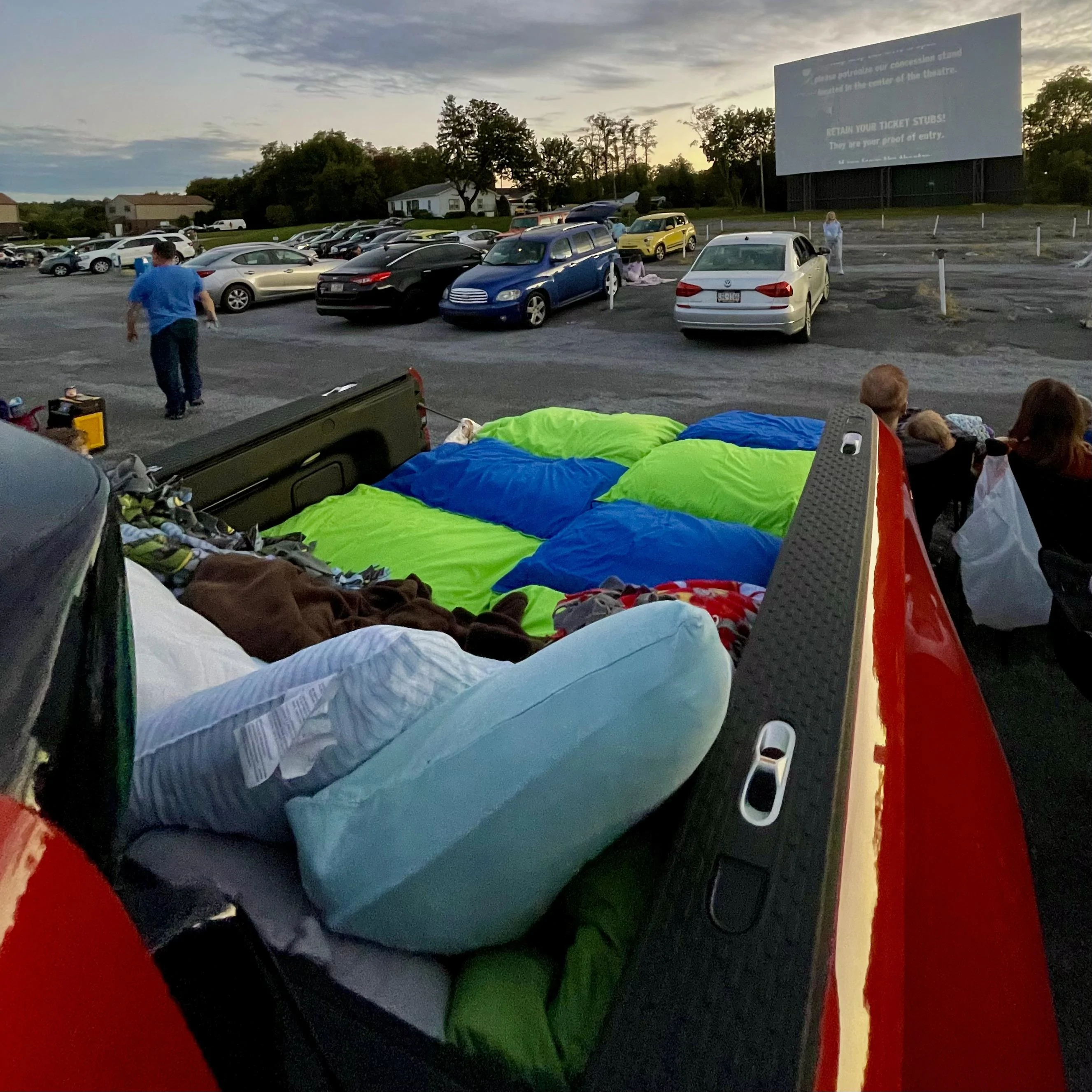 Rivian R1T R1S R1T at a Drive In? 20220924_231603959_iOS