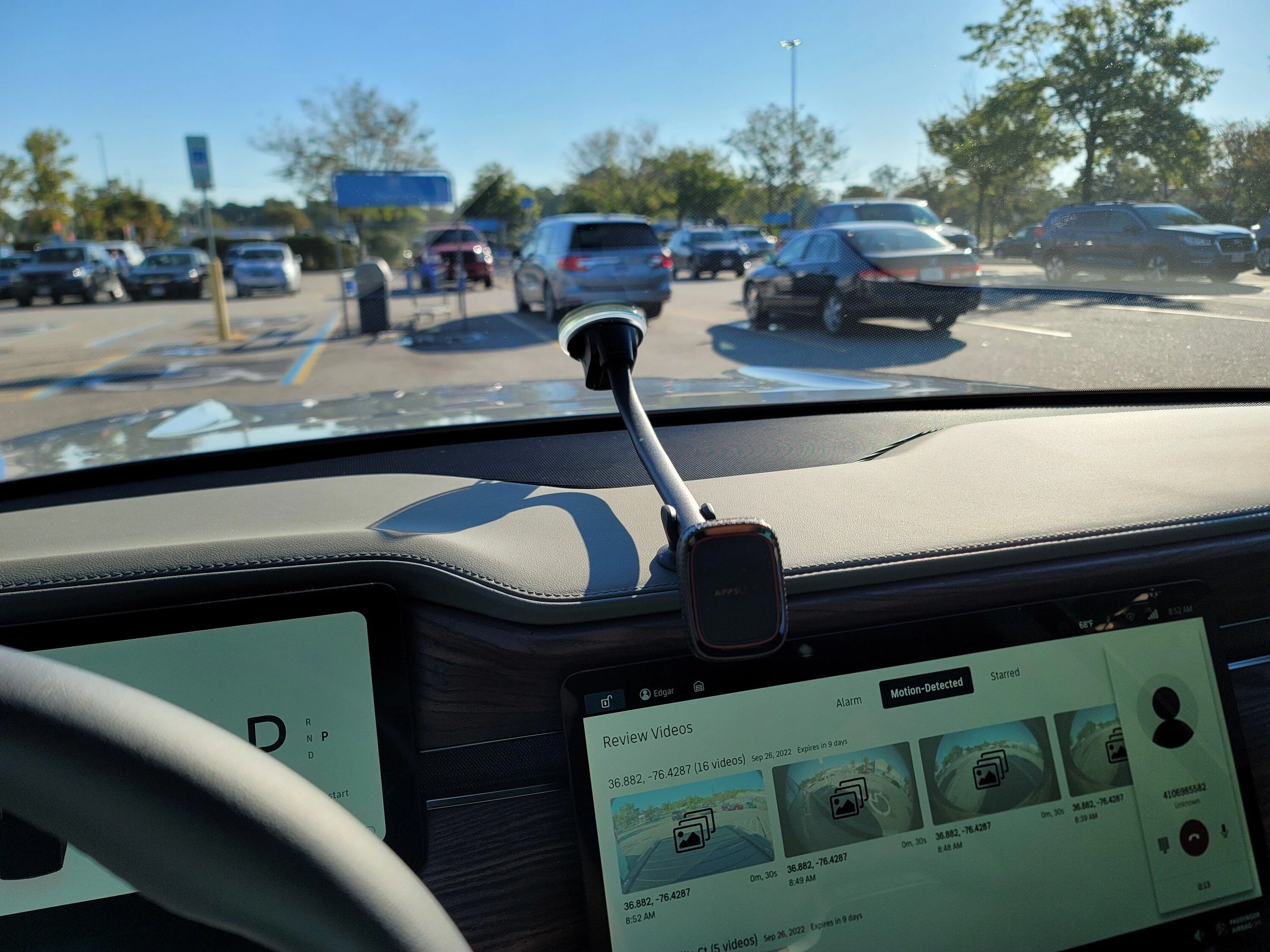 Rivian R1T R1S Thoughts after a week of Limestone Rivian R1T ownership rivphonemount1